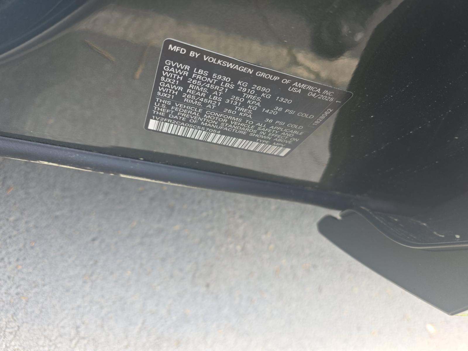 2025 Volkswagen Atlas 2.0T SEL Premium R-Line AWD