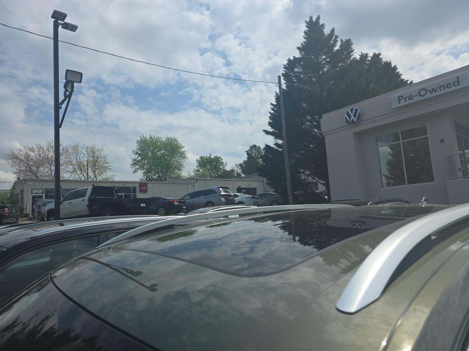 2025 Volkswagen Atlas 2.0T SEL Premium R-Line AWD