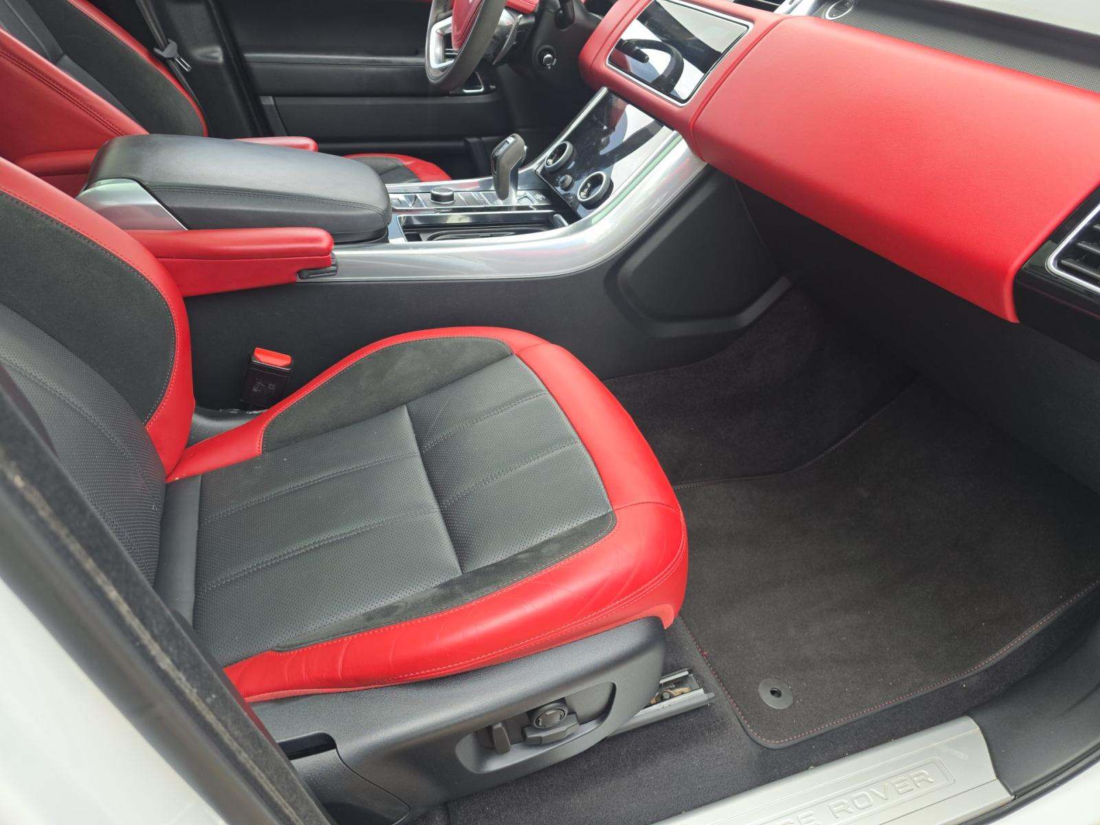 2020 Land Rover Range Rover Sport HST AWD