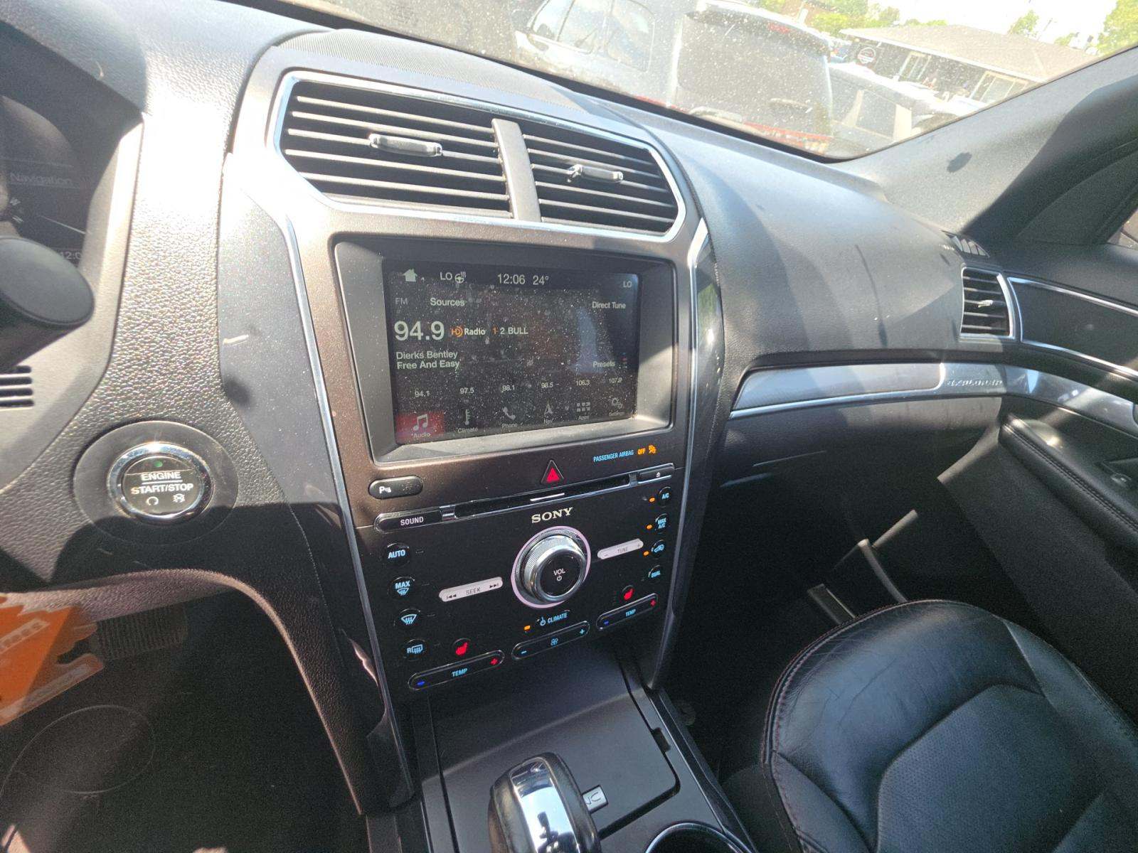 FORD EXPLORER - 10