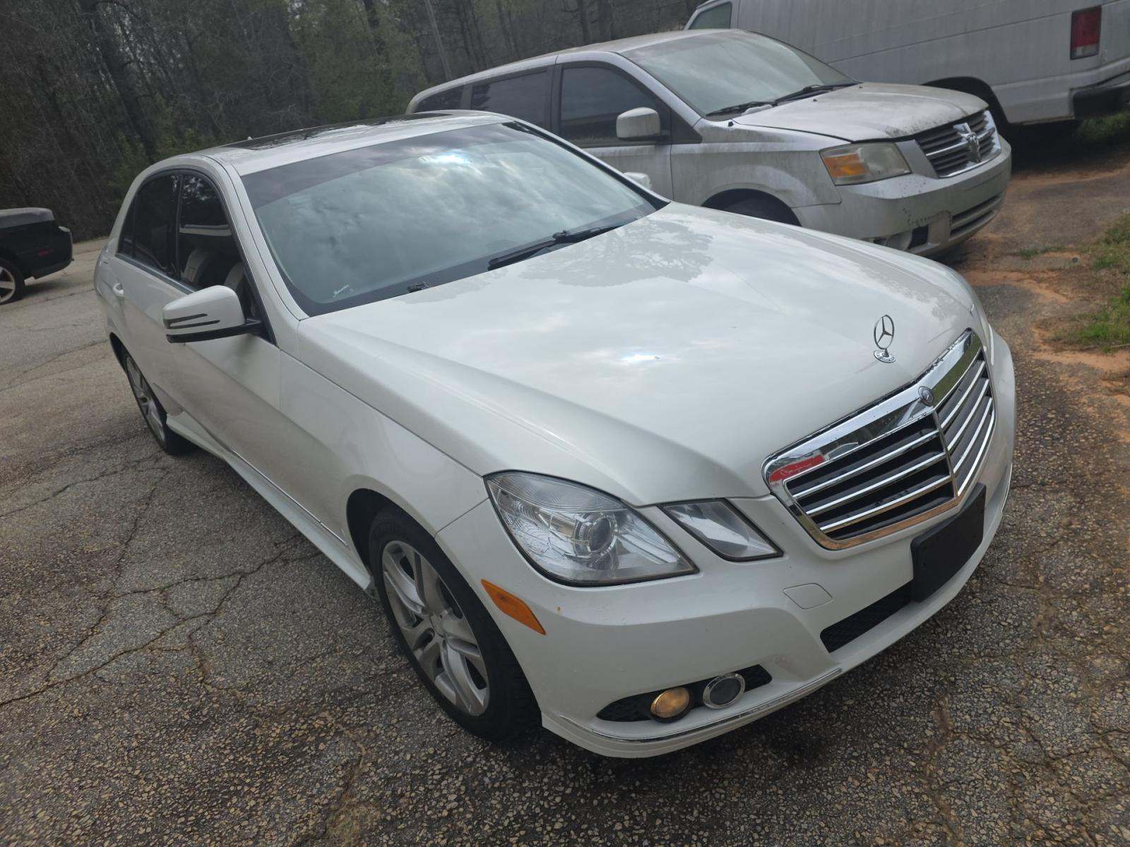 MERCEDES-BENZ E-CLASS - 4