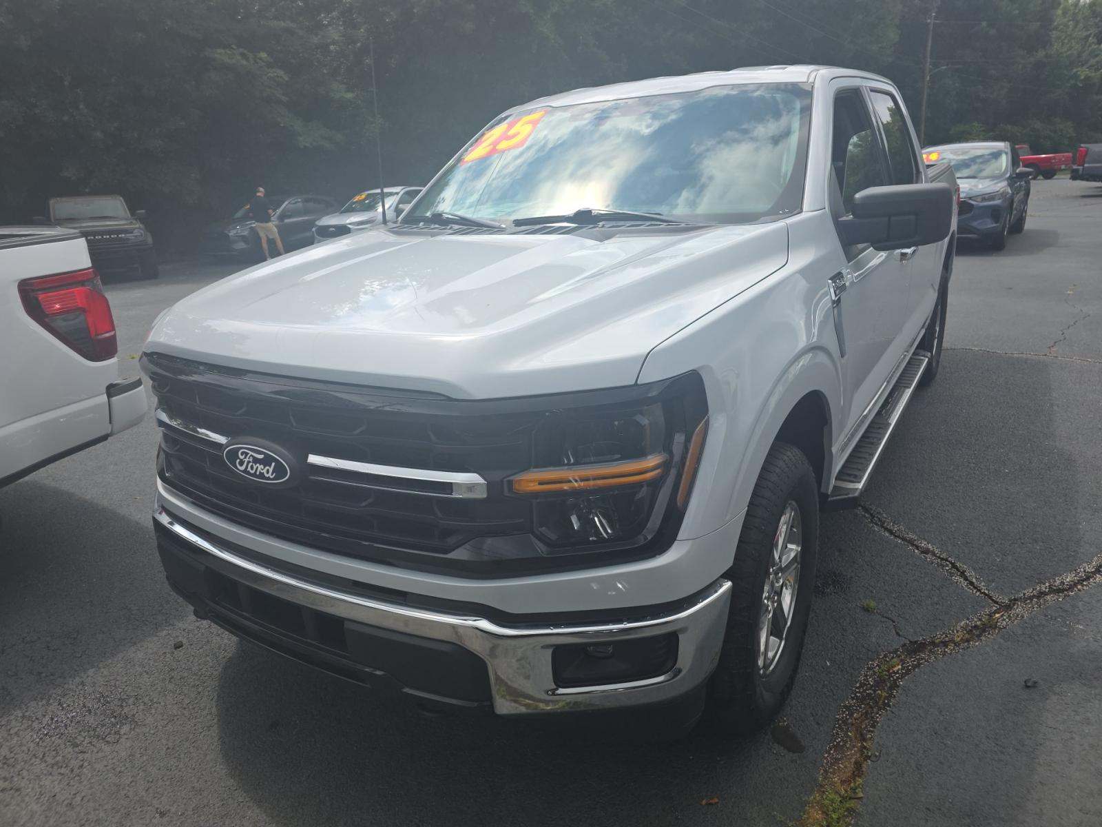 2025 Ford F-150 XLT AWD