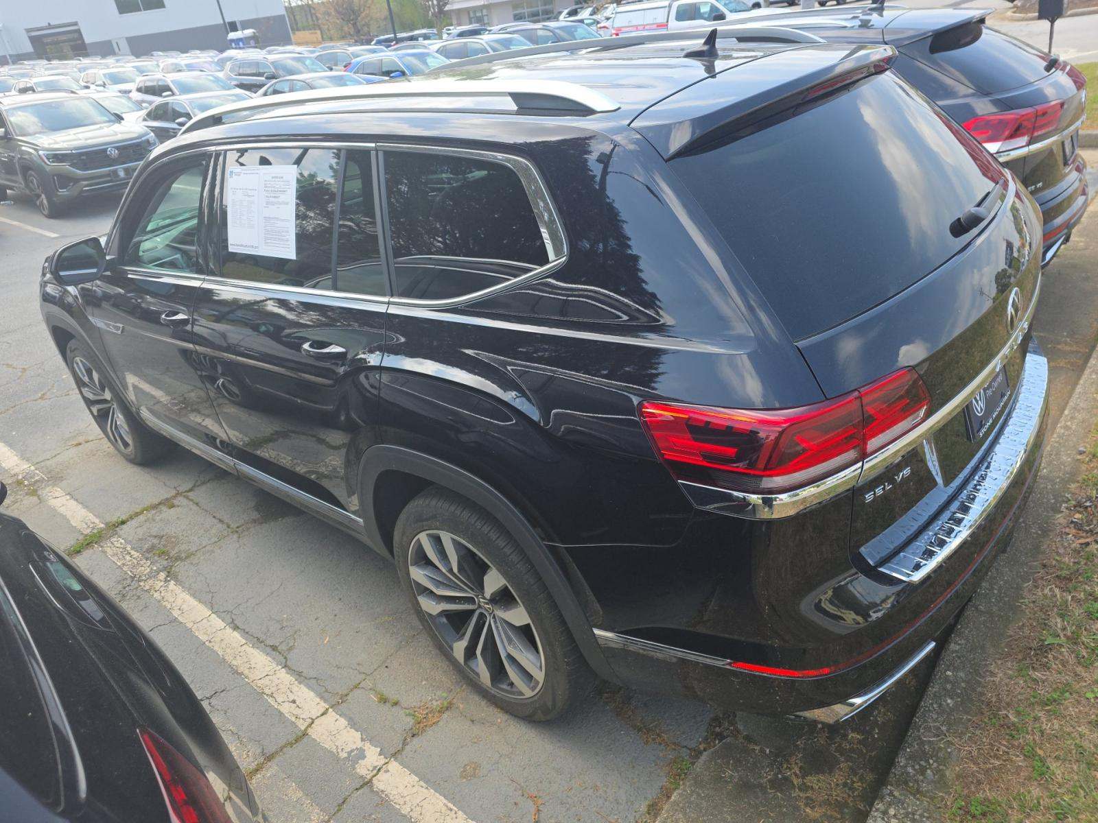 2023 Volkswagen Atlas 3.6L SEL Premium R-Line AWD