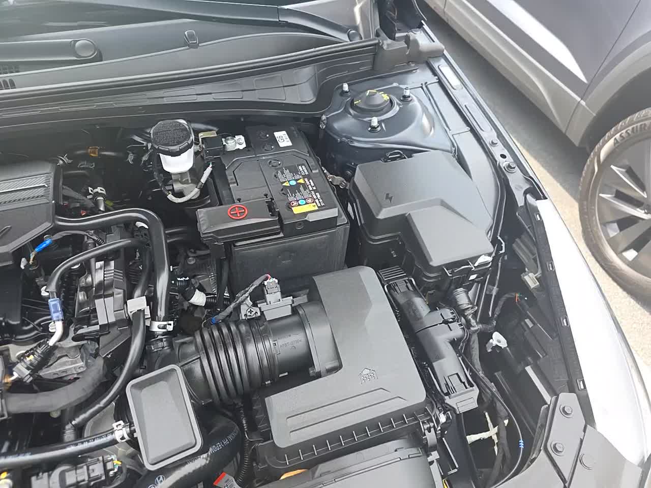 2023 Hyundai Elantra SEL FWD