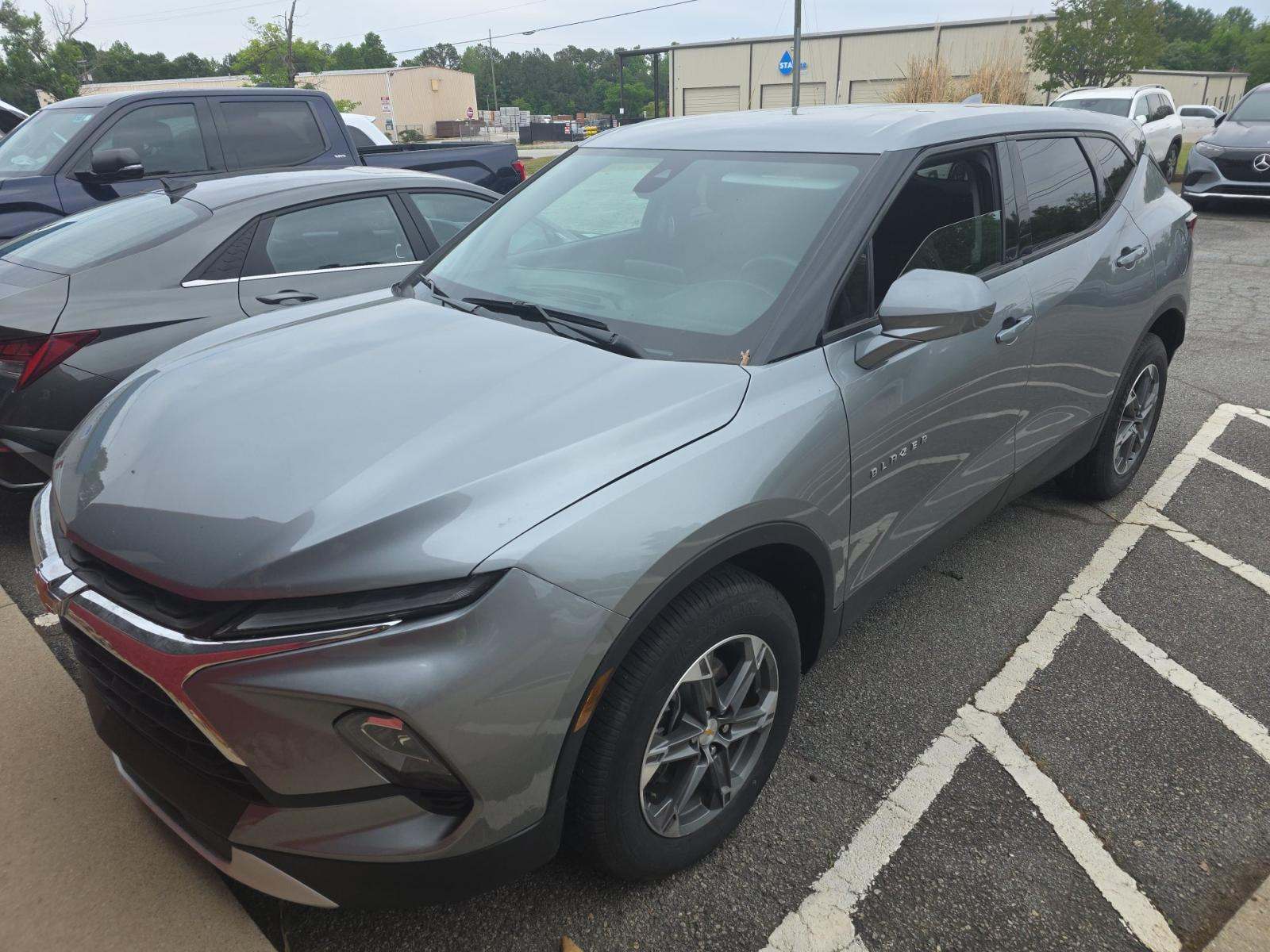 CHEVROLET BLAZER - 1