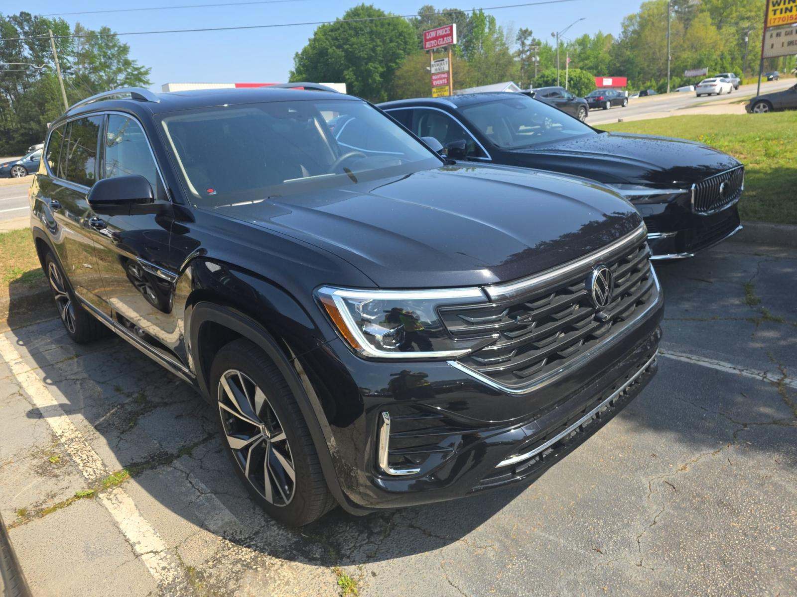 2025 Volkswagen Atlas 2.0T SEL Premium R-Line AWD