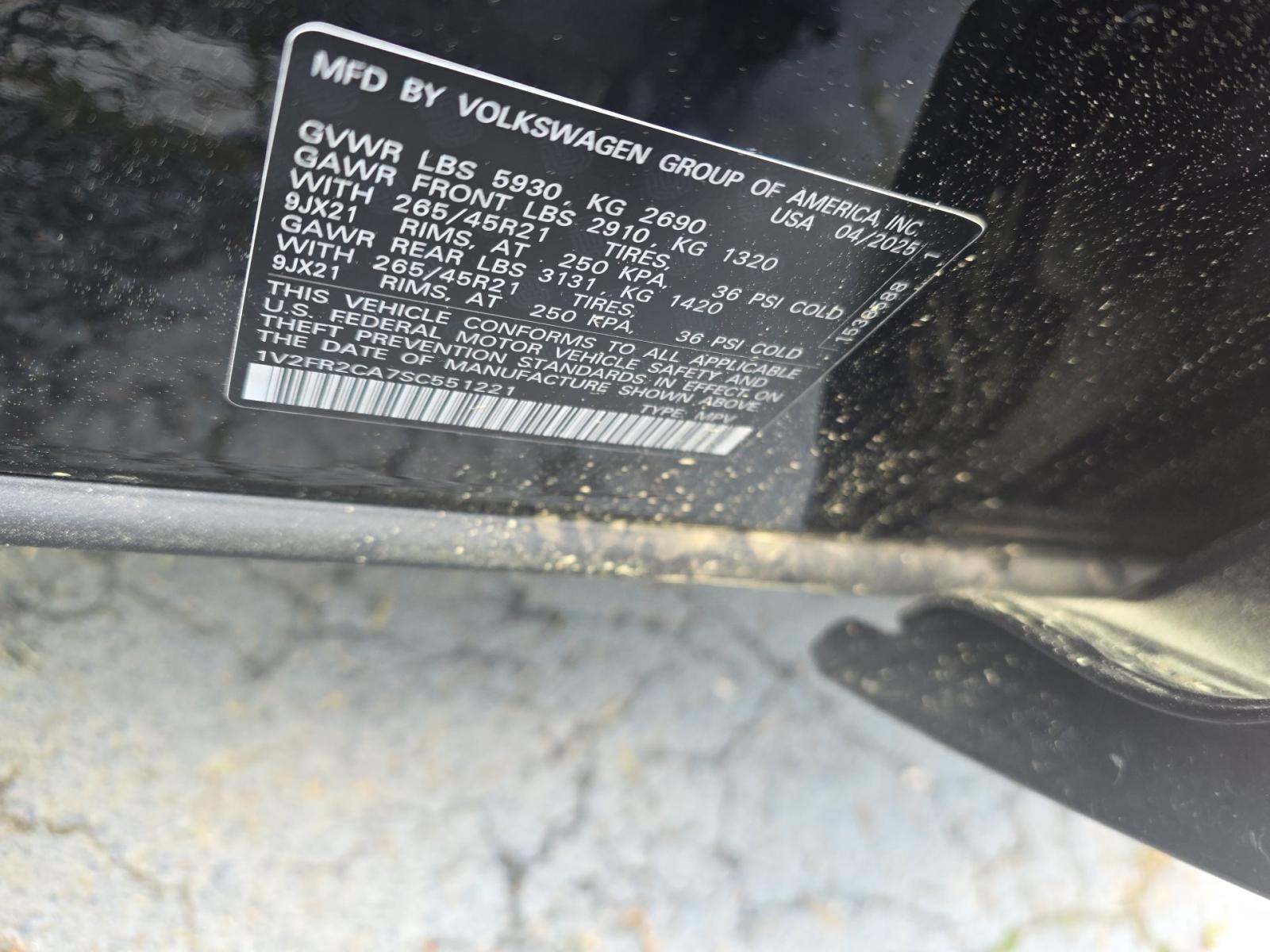 2025 Volkswagen Atlas 2.0T SEL Premium R-Line AWD