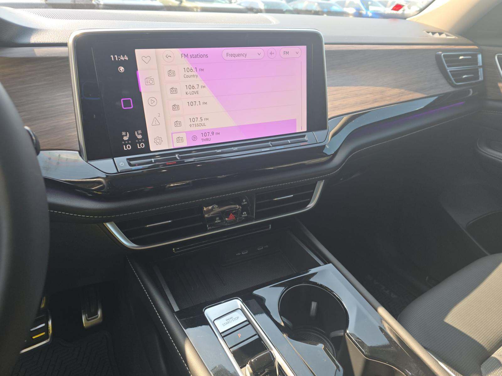 2025 Volkswagen Atlas 2.0T SEL Premium R-Line AWD