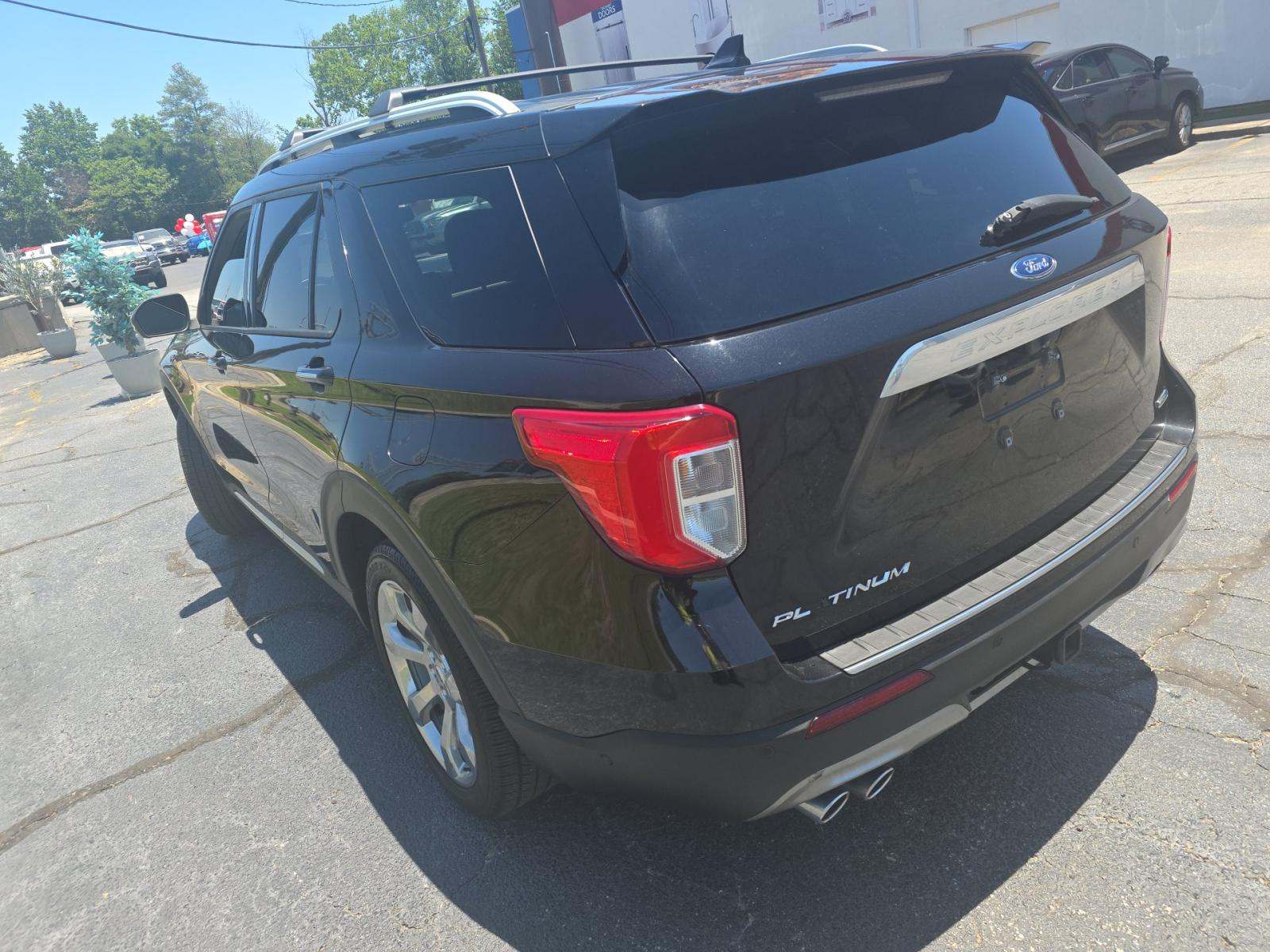 FORD EXPLORER - 2
