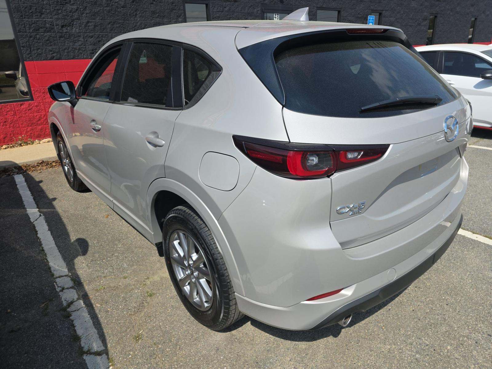 2025 MAZDA CX-5 2.5 S Preferred Package AWD