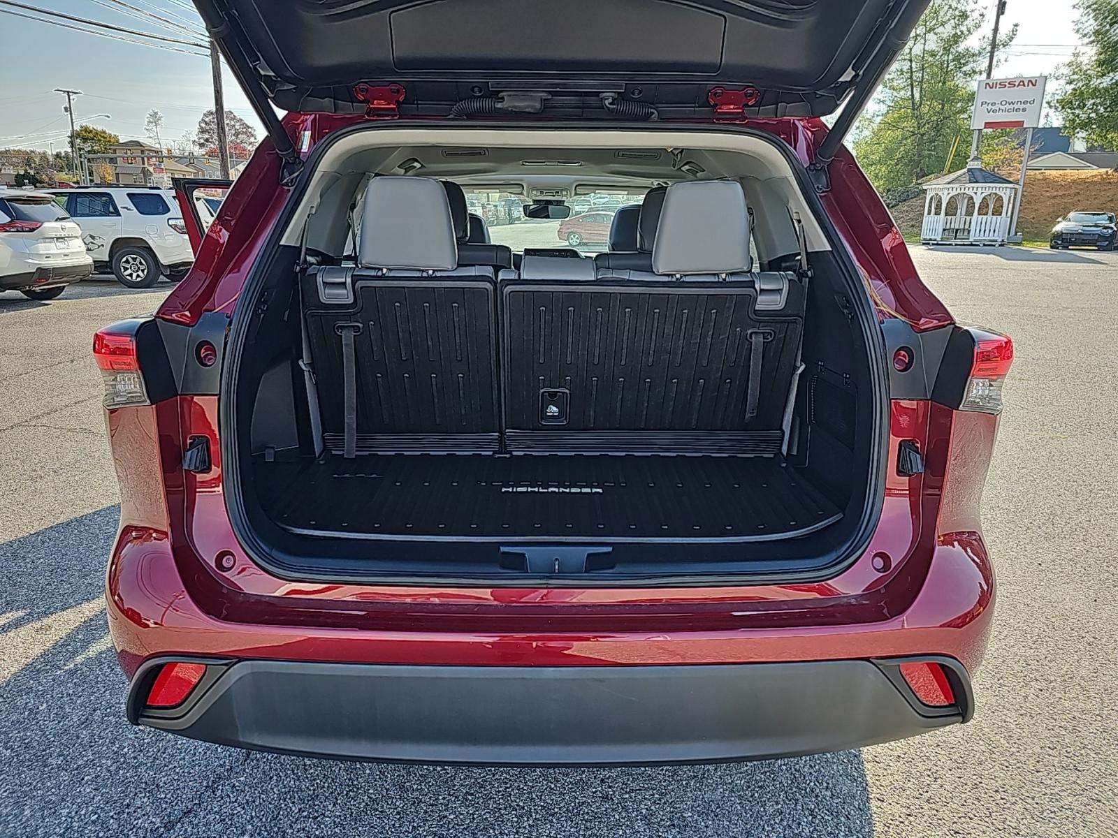 2022 Toyota Highlander XLE AWD