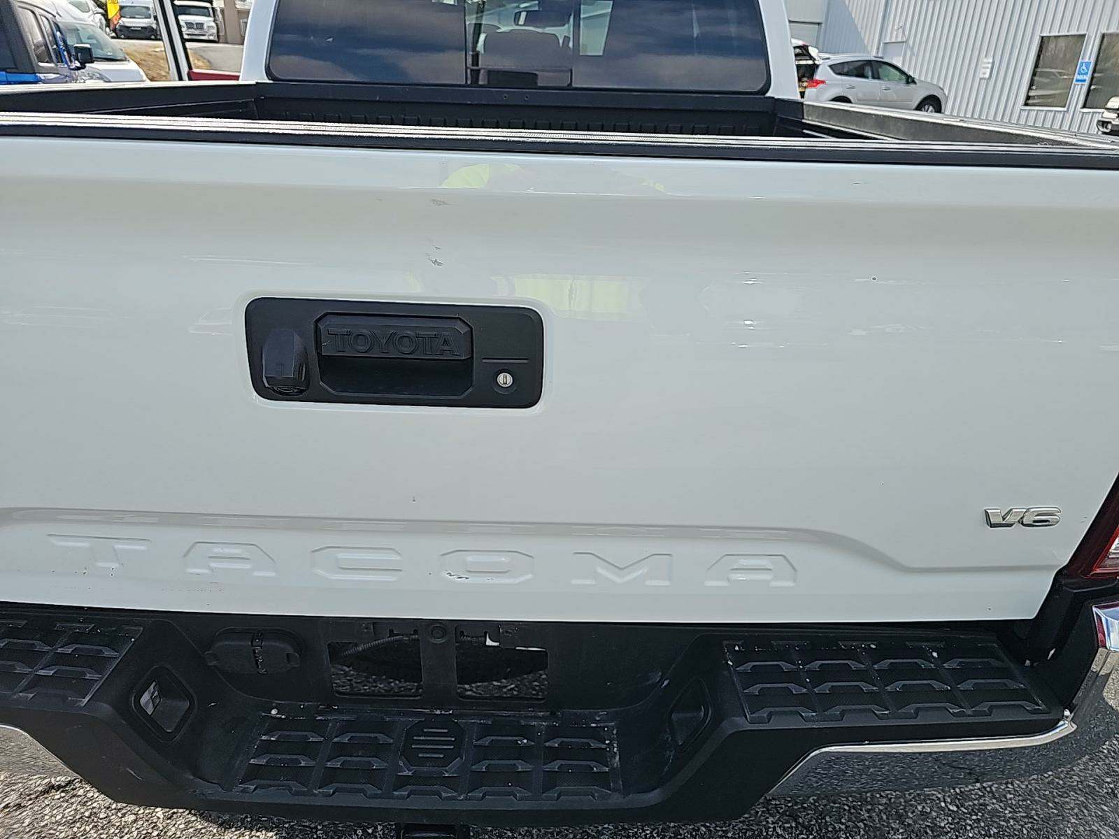 2023 Toyota Tacoma SR5 AWD