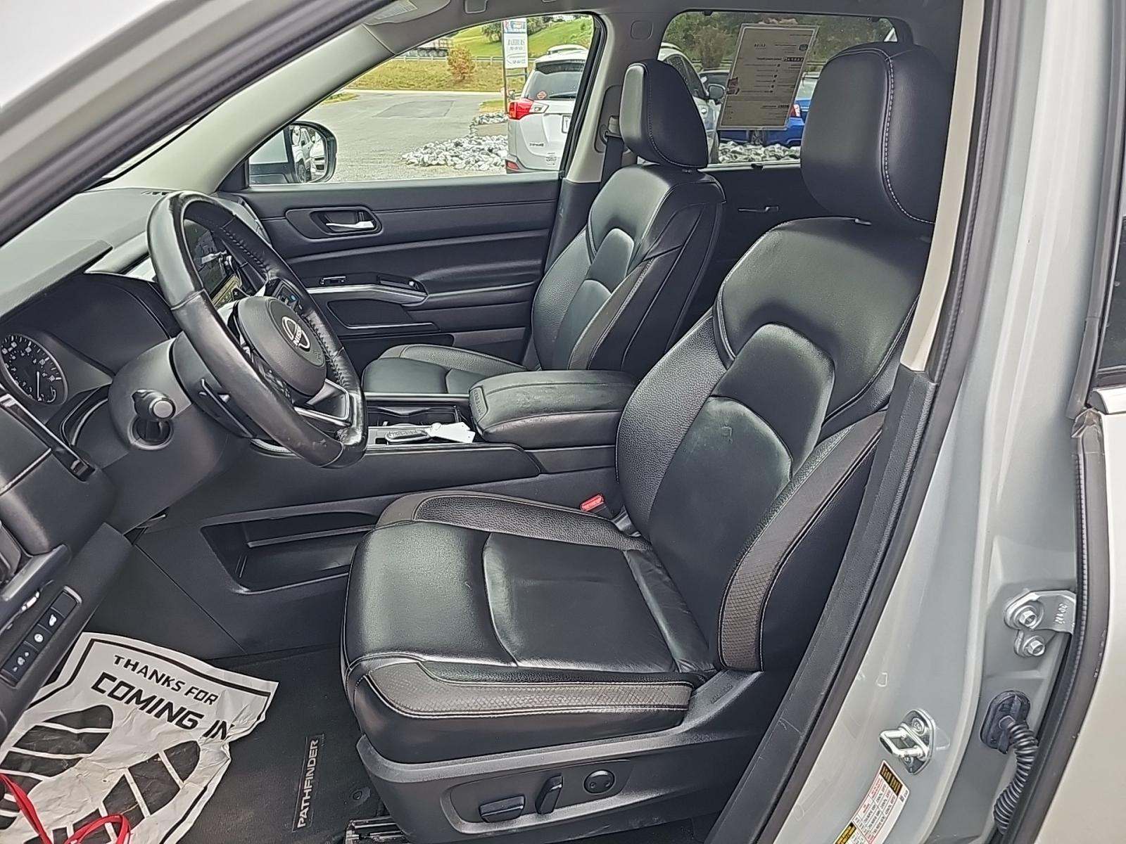 2023 Nissan Pathfinder SL AWD