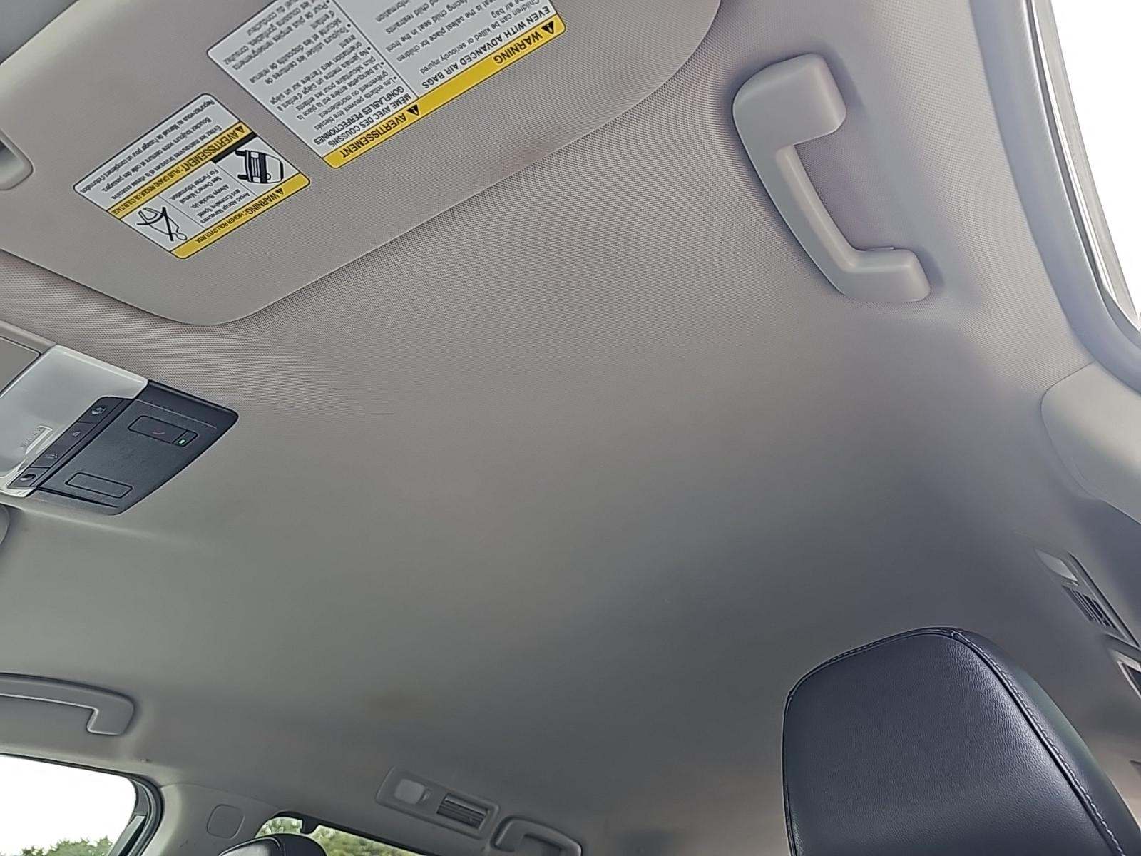 2023 Nissan Pathfinder SL AWD