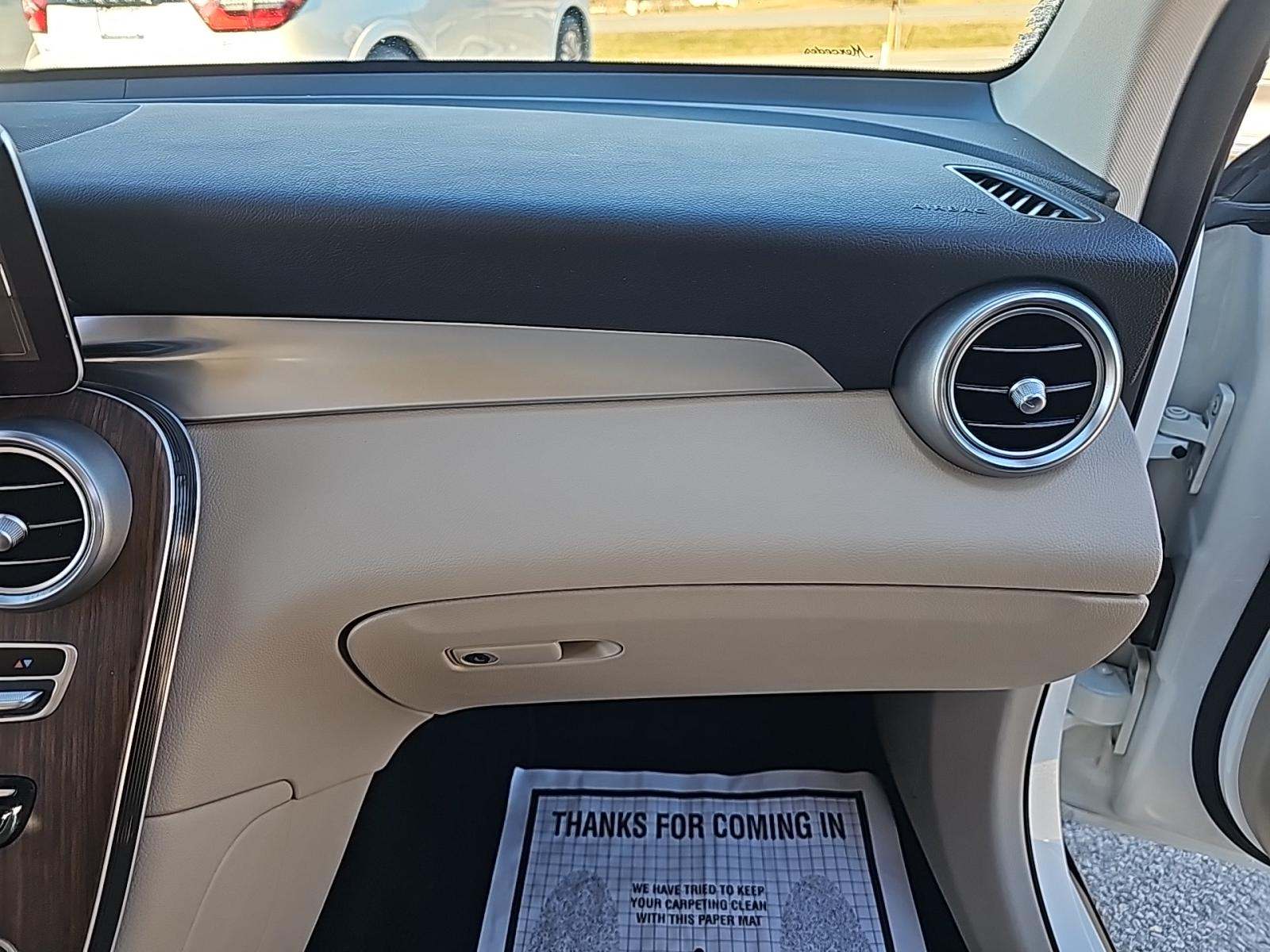 2022 Mercedes-Benz GLC GLC 300 AWD