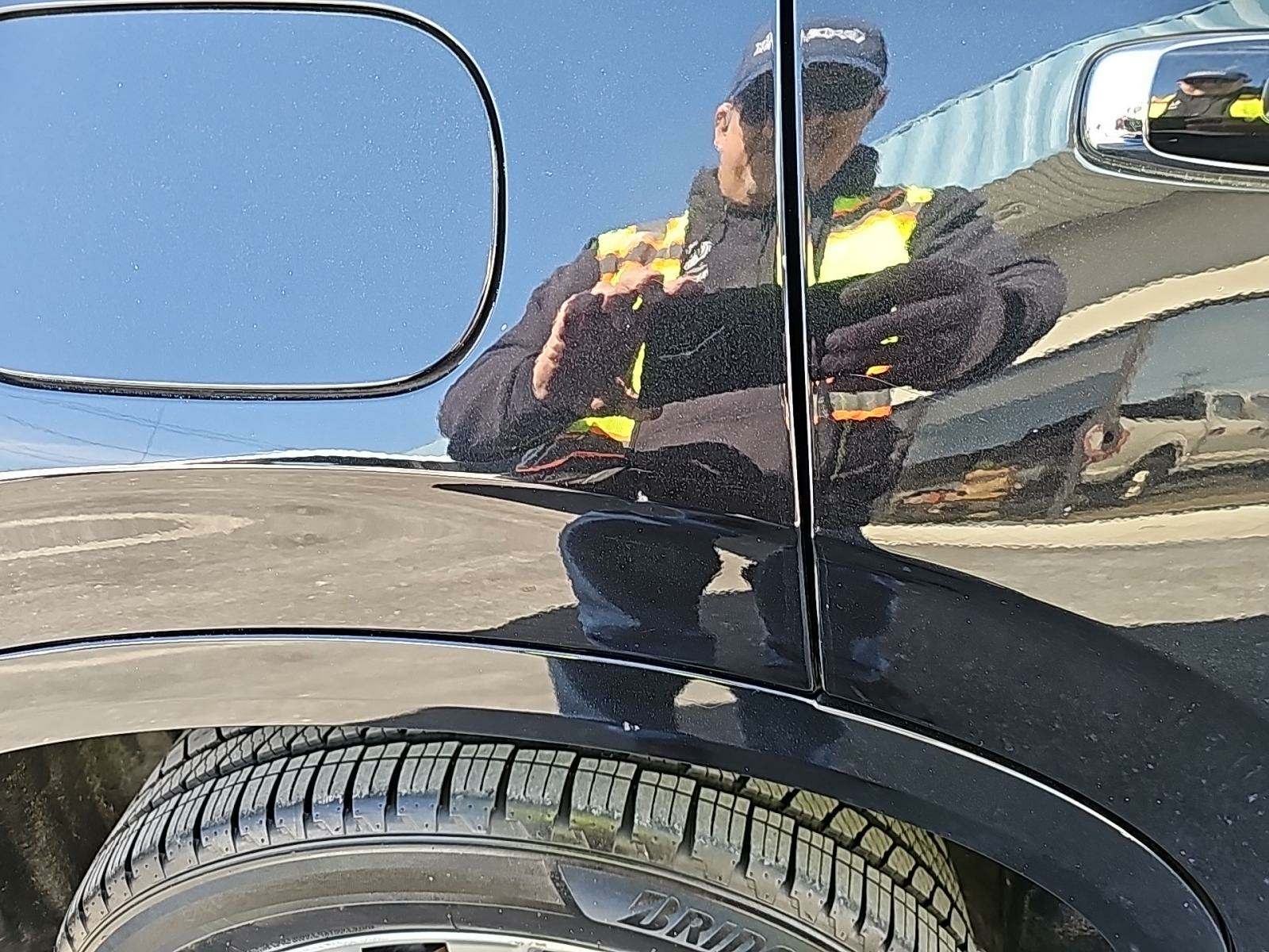 2017 Volvo XC90 T6 Momentum AWD