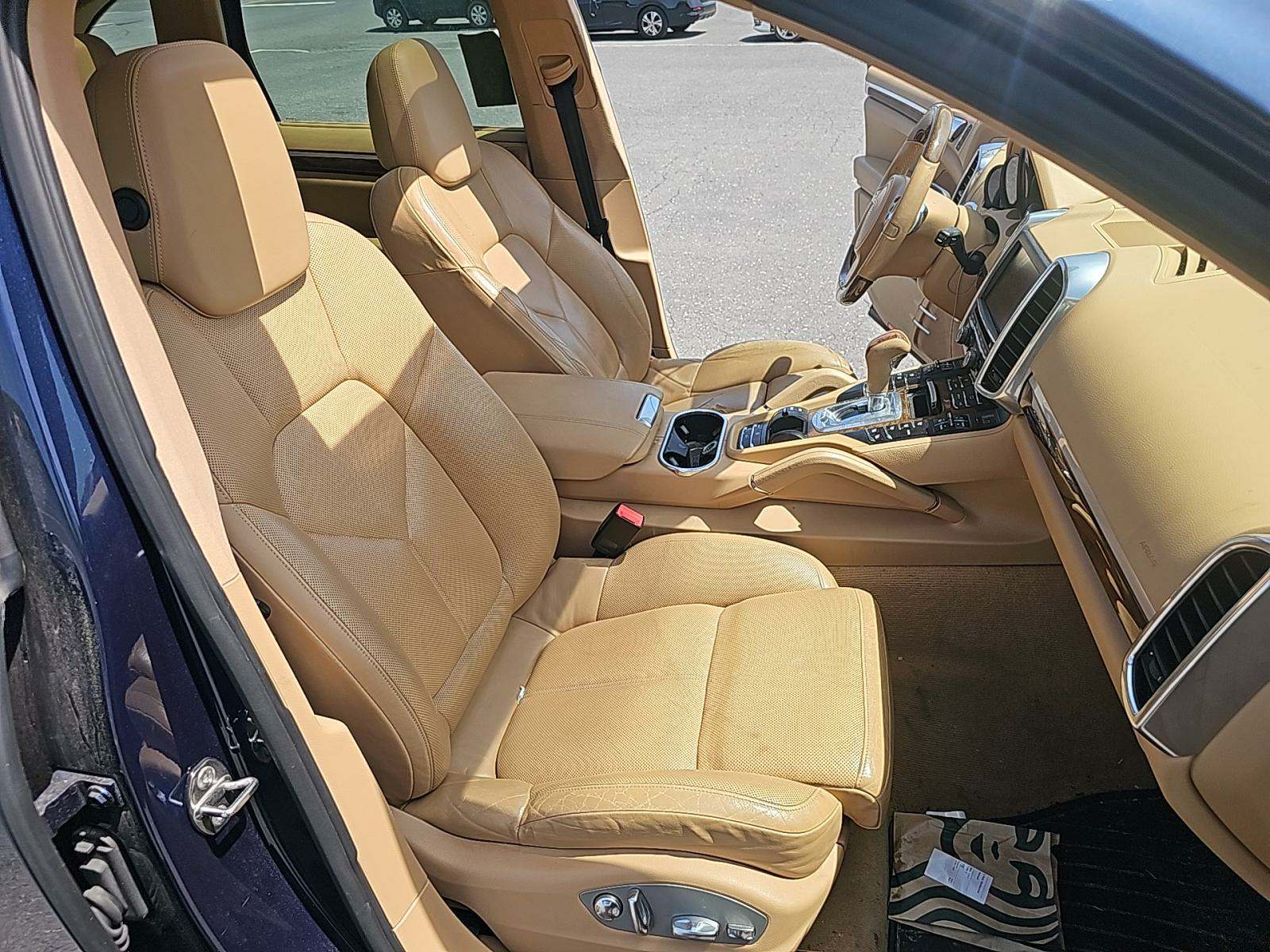 2012 Porsche Cayenne Base AWD