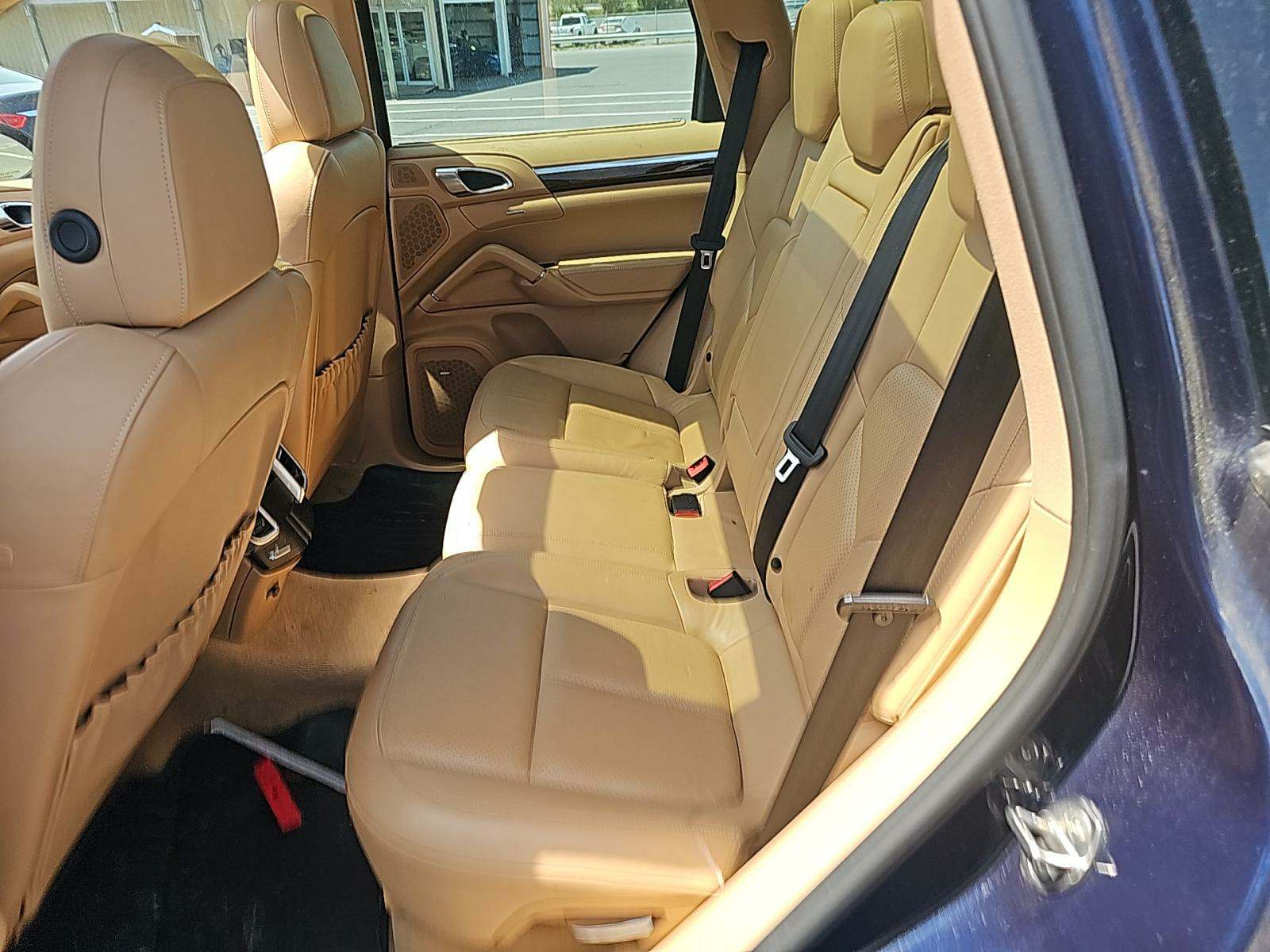 2012 Porsche Cayenne Base AWD