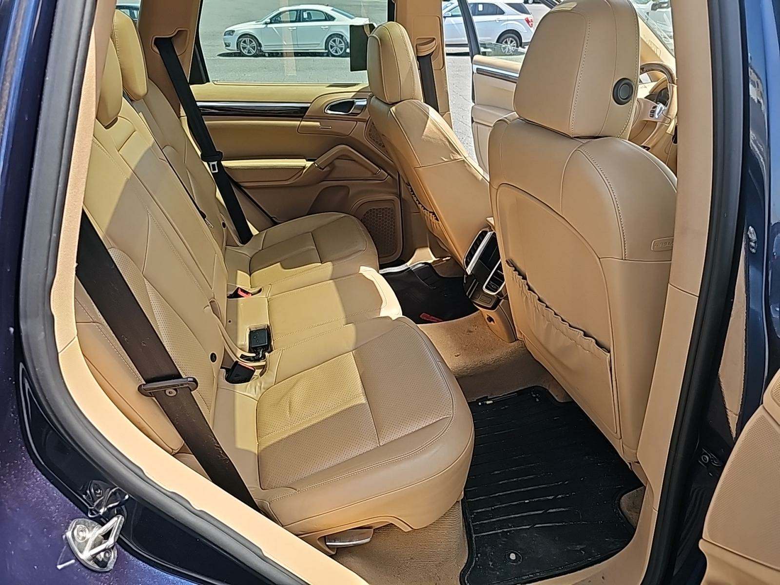 2012 Porsche Cayenne Base AWD