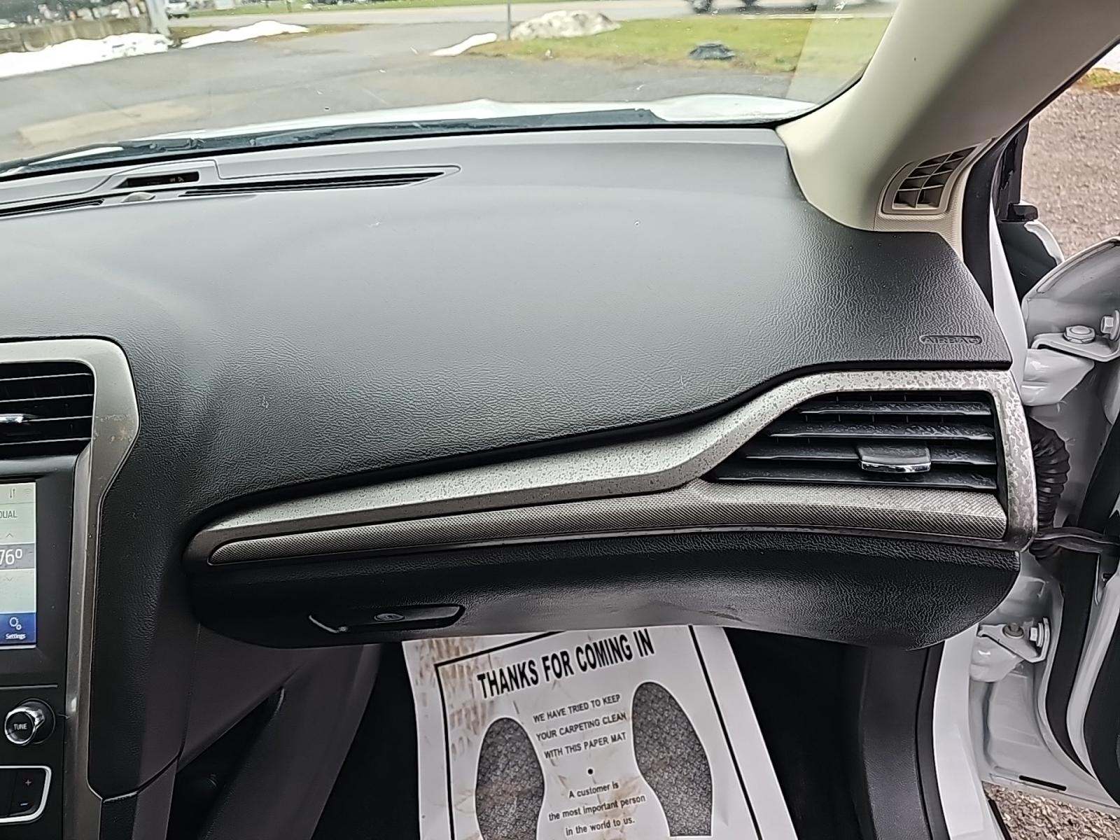 2020 Ford Fusion SE FWD