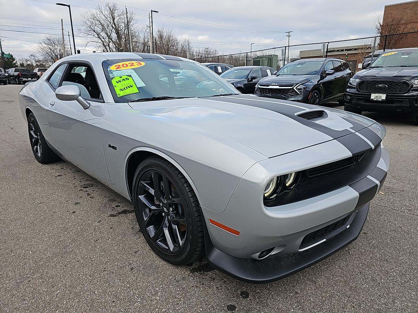2023 Dodge Challenger R/T RWD