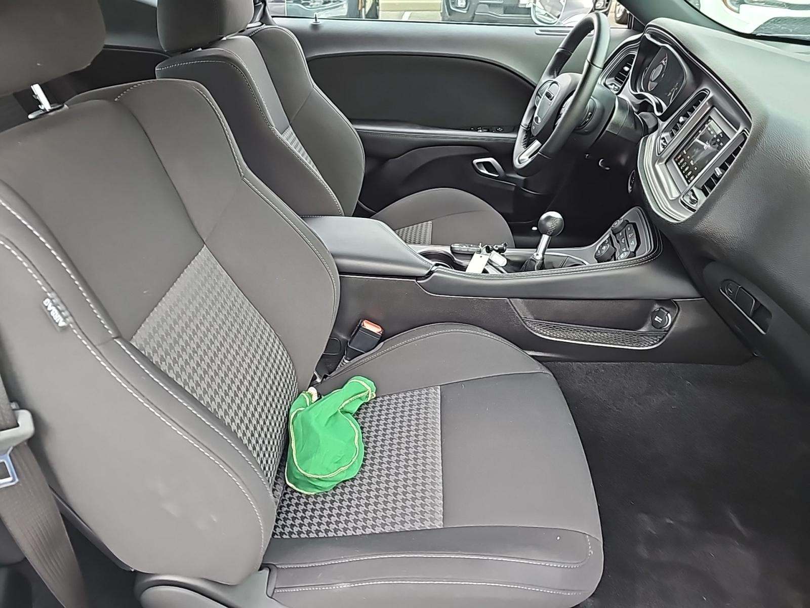 2023 Dodge Challenger R/T RWD