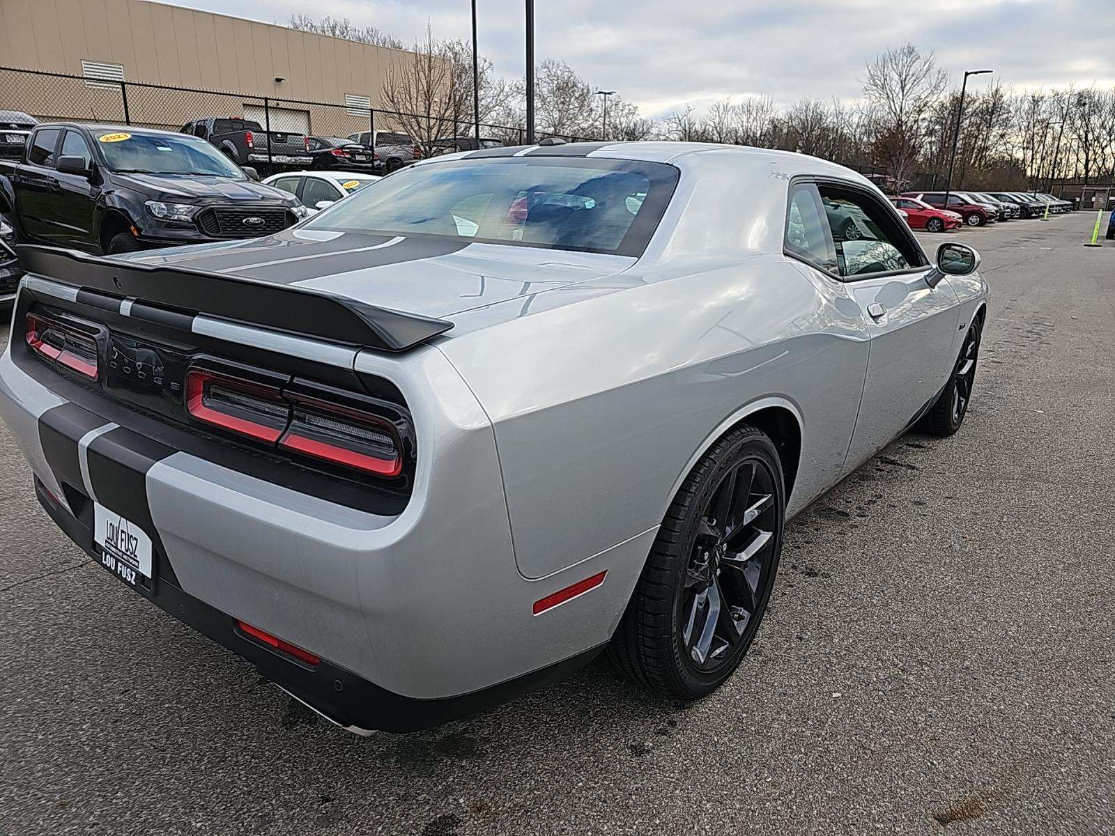 2023 Dodge Challenger R/T RWD
