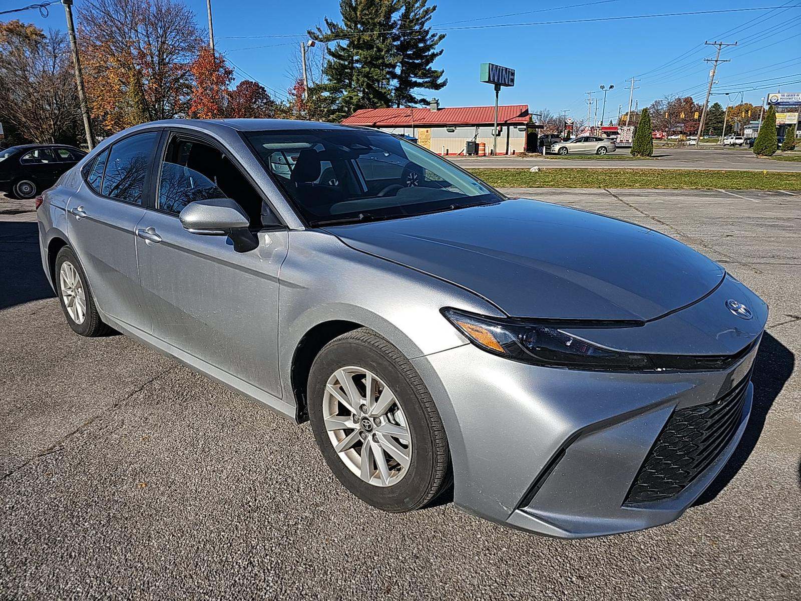 2025 Toyota Camry LE FWD