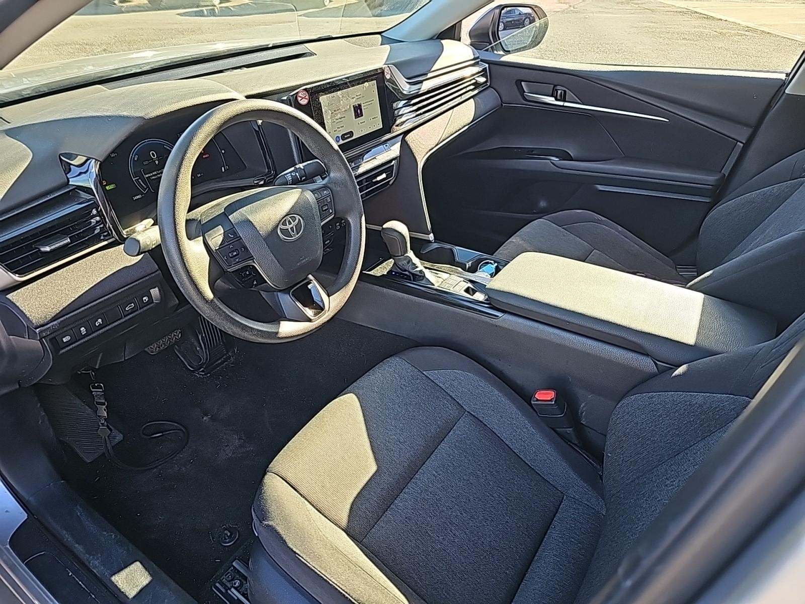 2025 Toyota Camry LE FWD