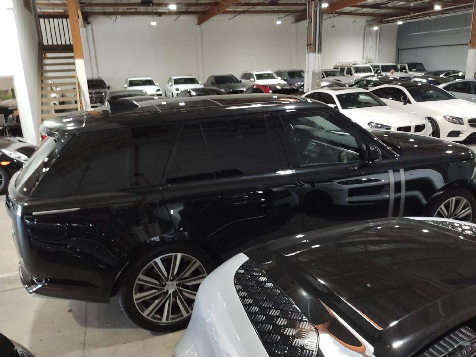 2023 Land Rover Range Rover SE AWD