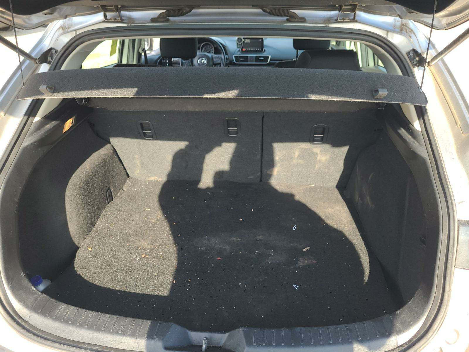 2015 MAZDA MAZDA3 i Touring FWD