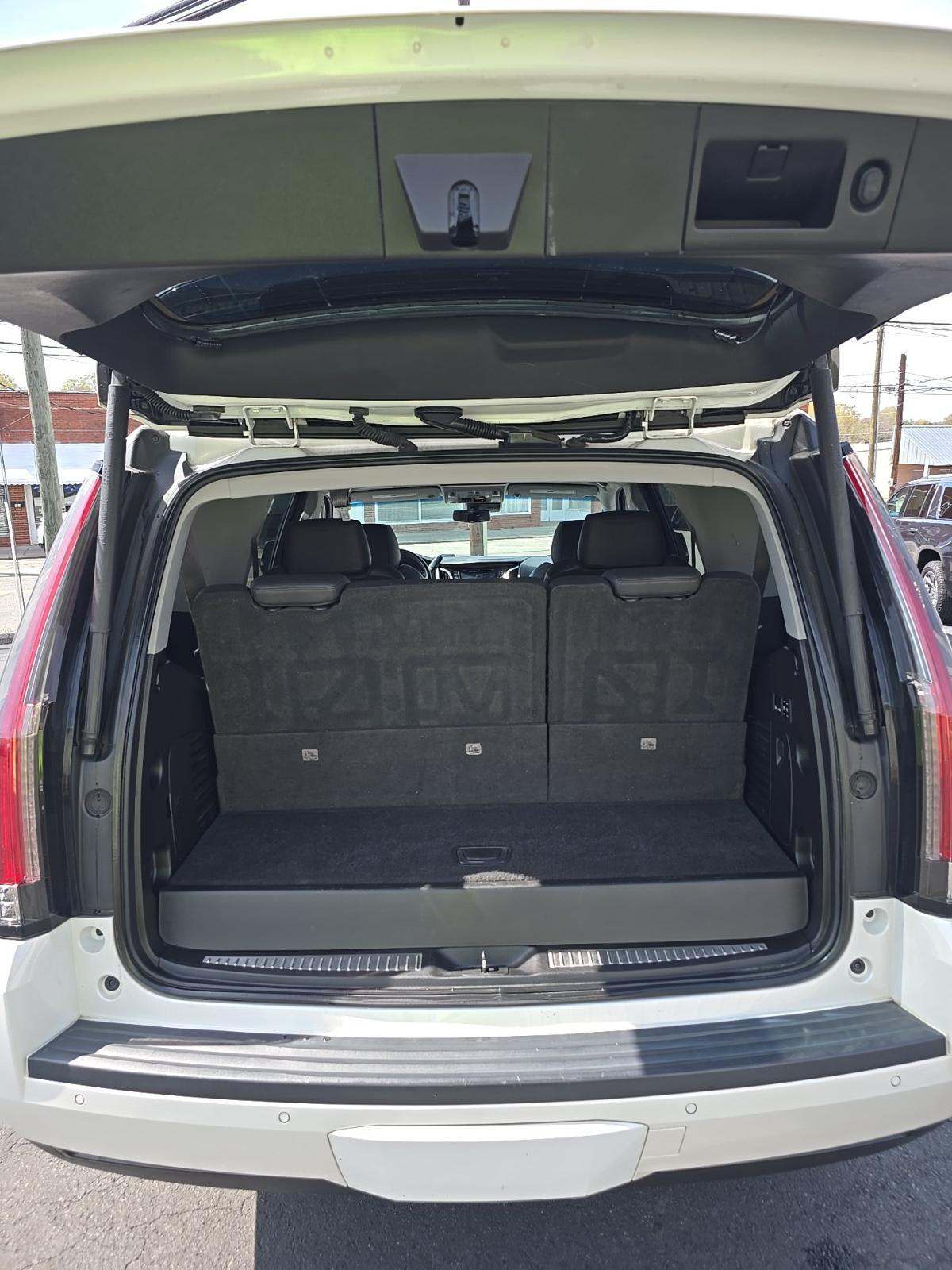 2017 Cadillac Escalade Premium Luxury AWD