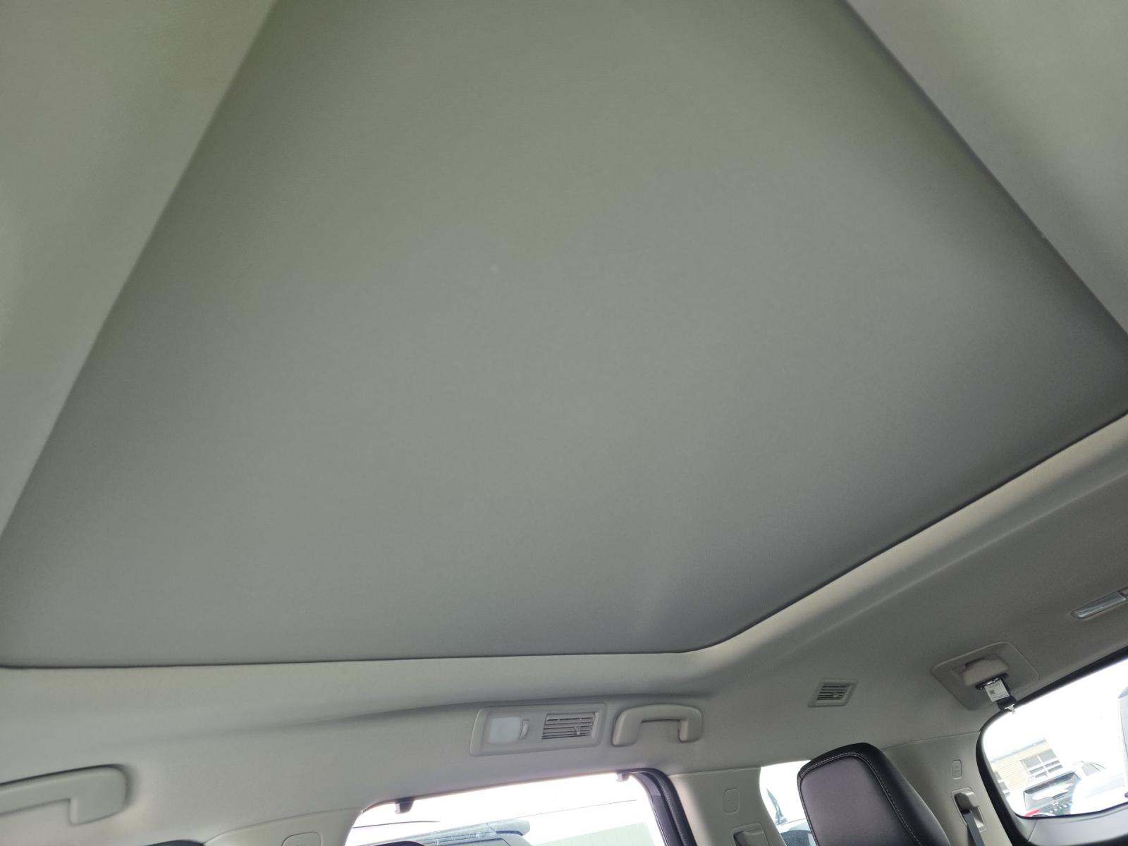 2023 Nissan Pathfinder Platinum AWD