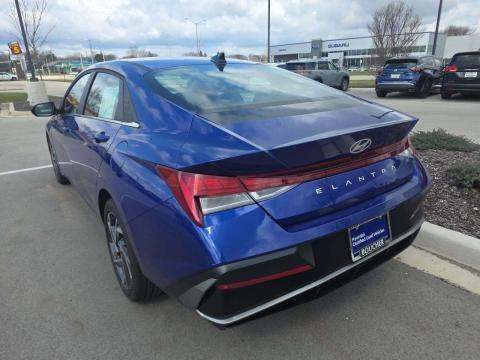 HYUNDAI SEL CONVENIENCE - 2