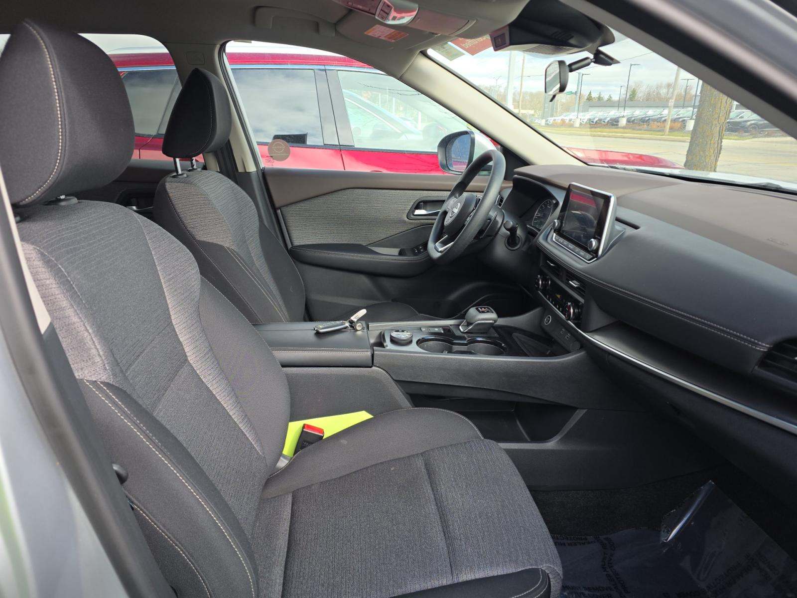 2023 Nissan Rogue SV AWD