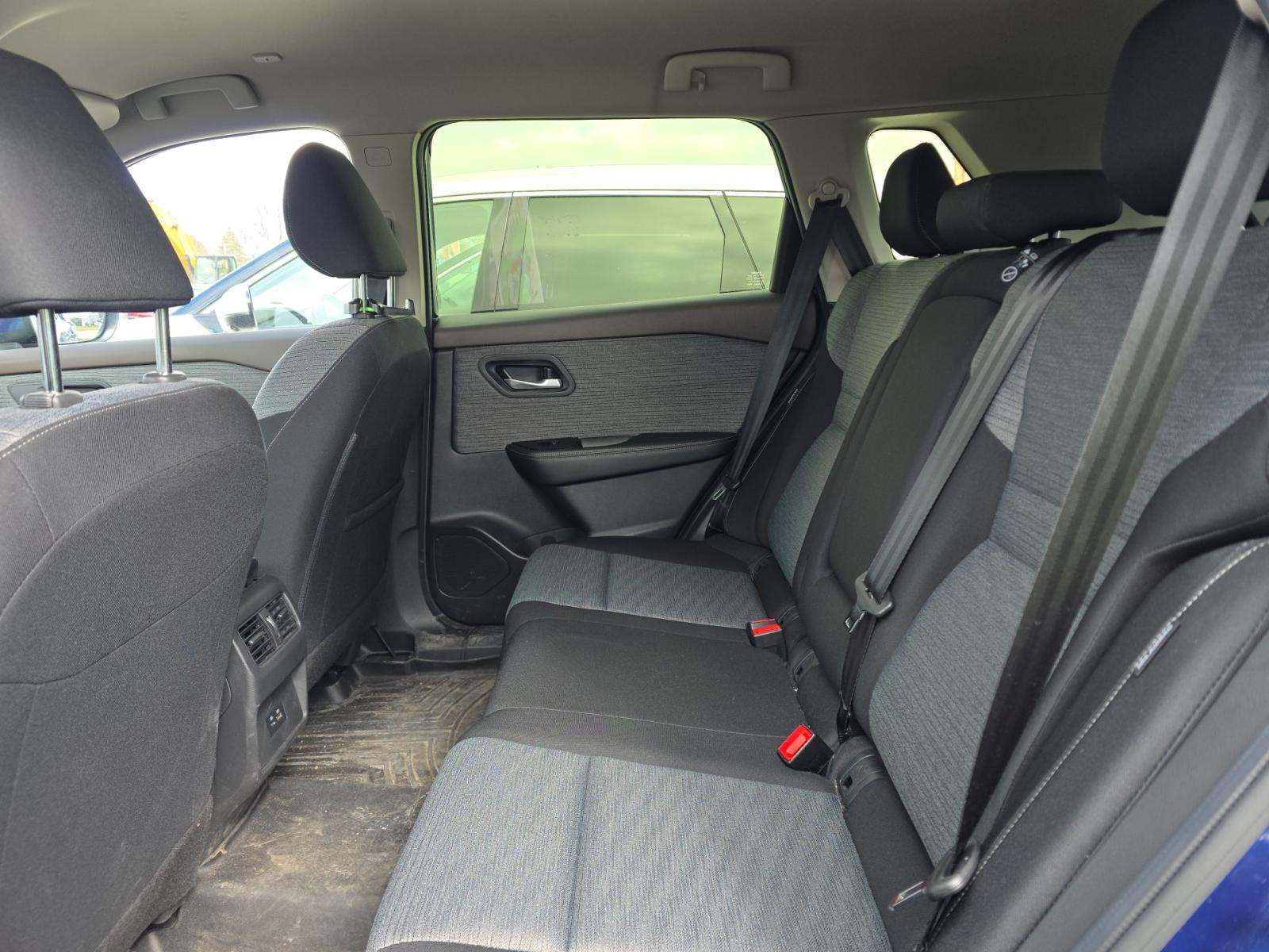 2023 Nissan Rogue SV AWD