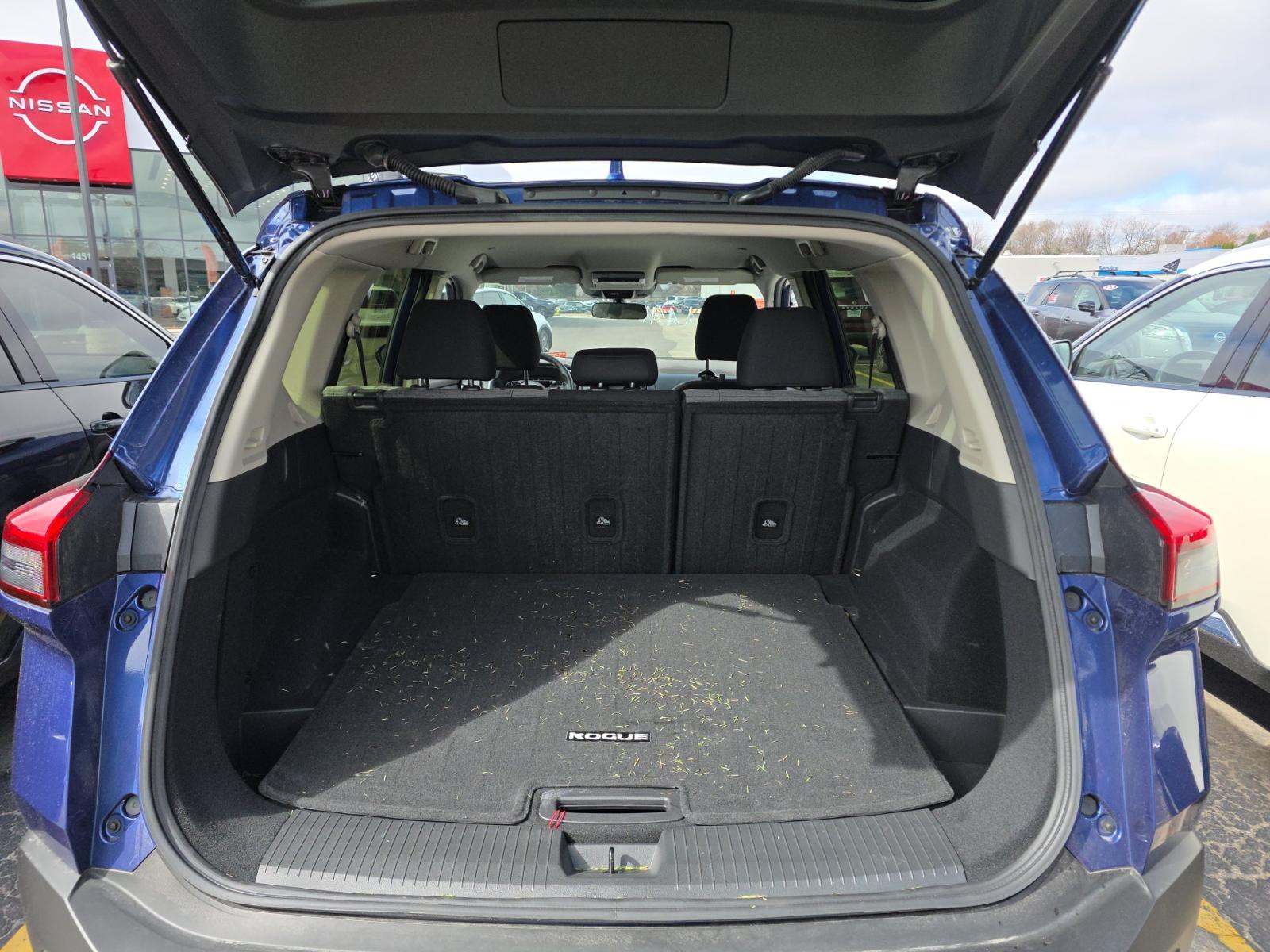 2023 Nissan Rogue SV AWD