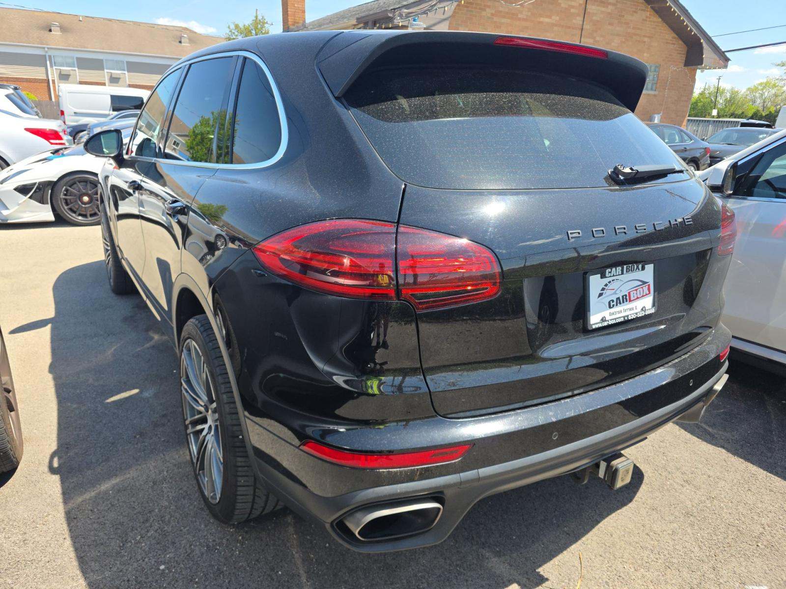 PORSCHE CAYENNE - 2