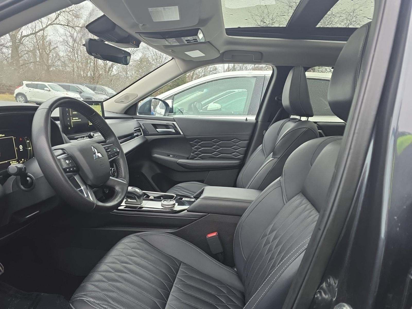 2025 Mitsubishi Outlander SEL AWD