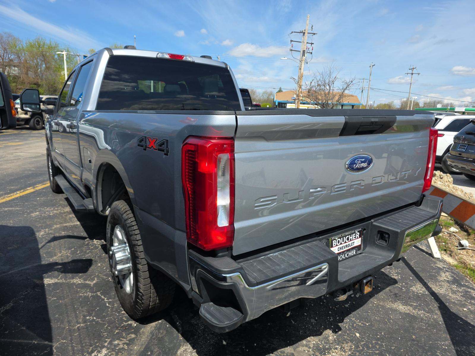 FORD F-250 - 2