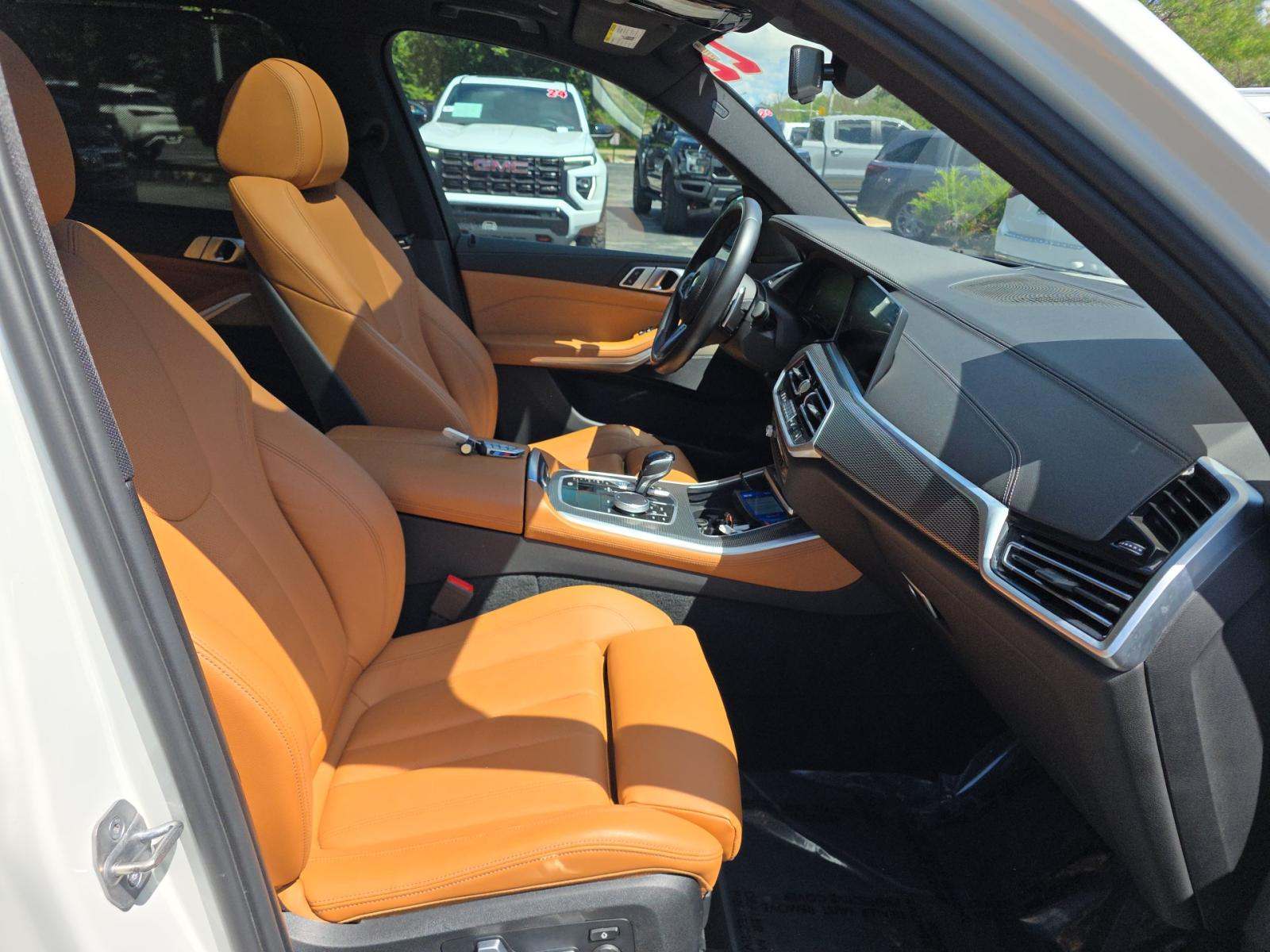 2022 BMW X5 xDrive40i AWD