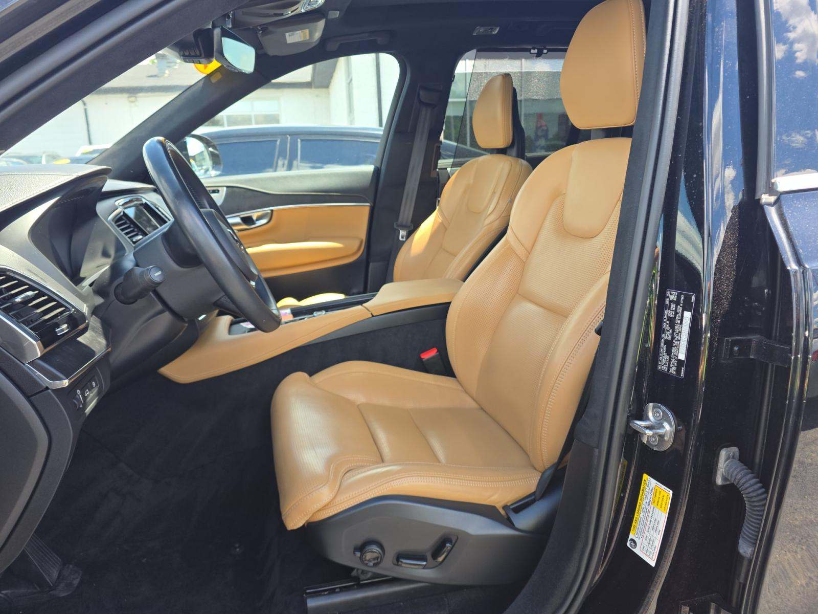 2022 Volvo XC90 Recharge T8 Inscription AWD