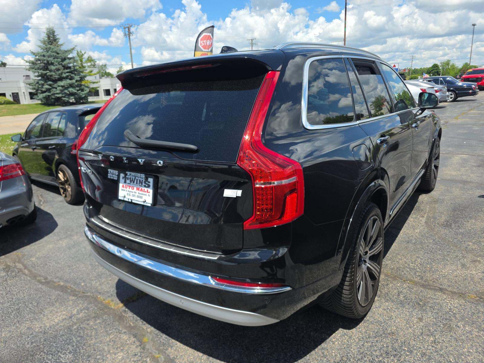2022 Volvo XC90 Recharge T8 Inscription AWD