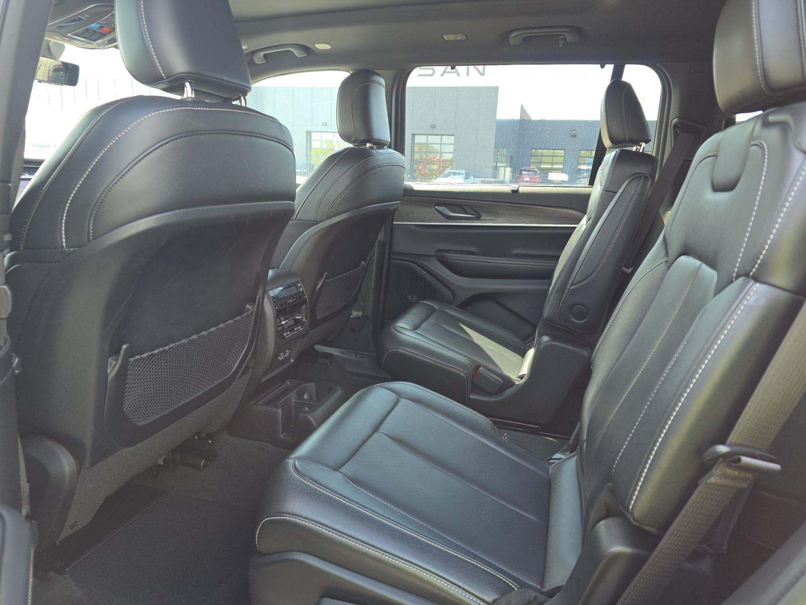 2024 Jeep Grand Cherokee L Limited AWD