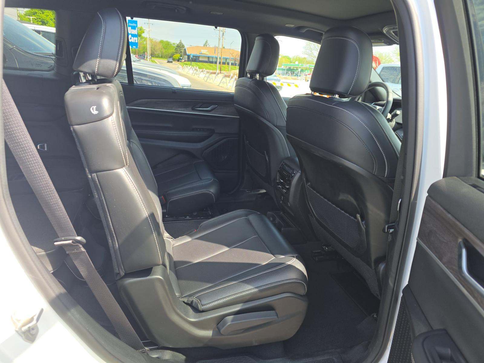 2024 Jeep Grand Cherokee L Limited AWD
