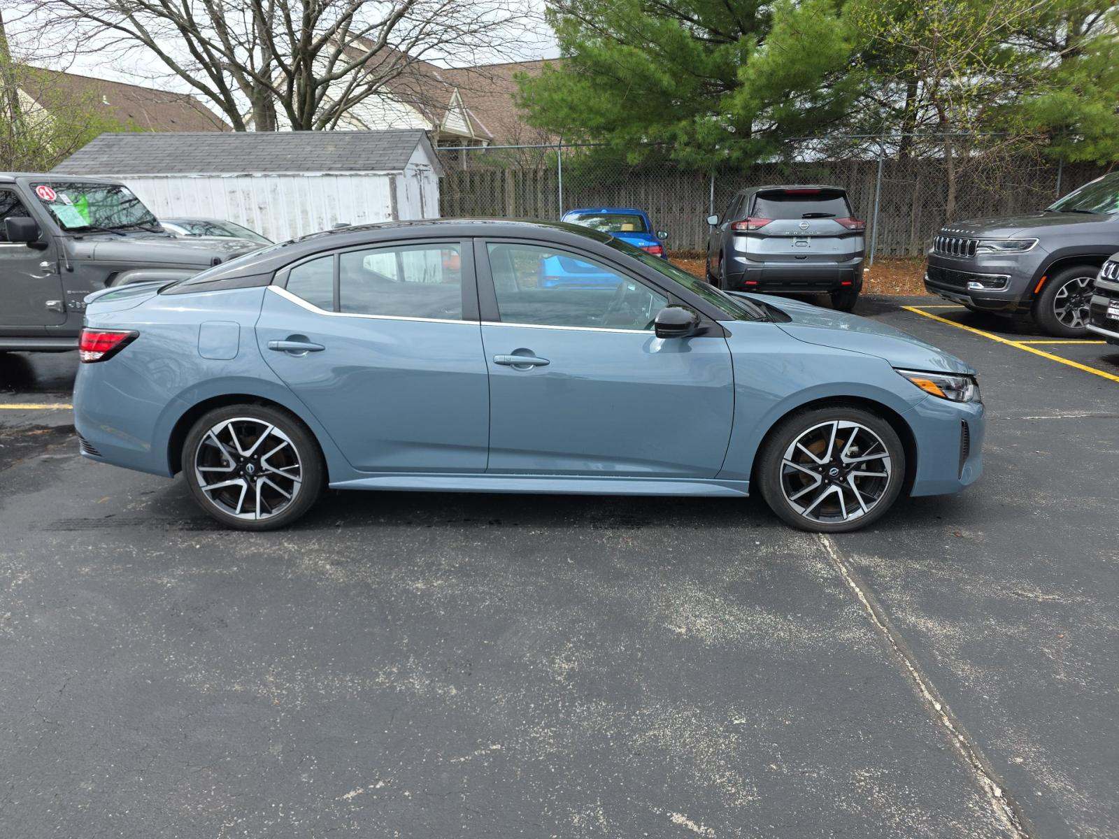 NISSAN SENTRA - 4