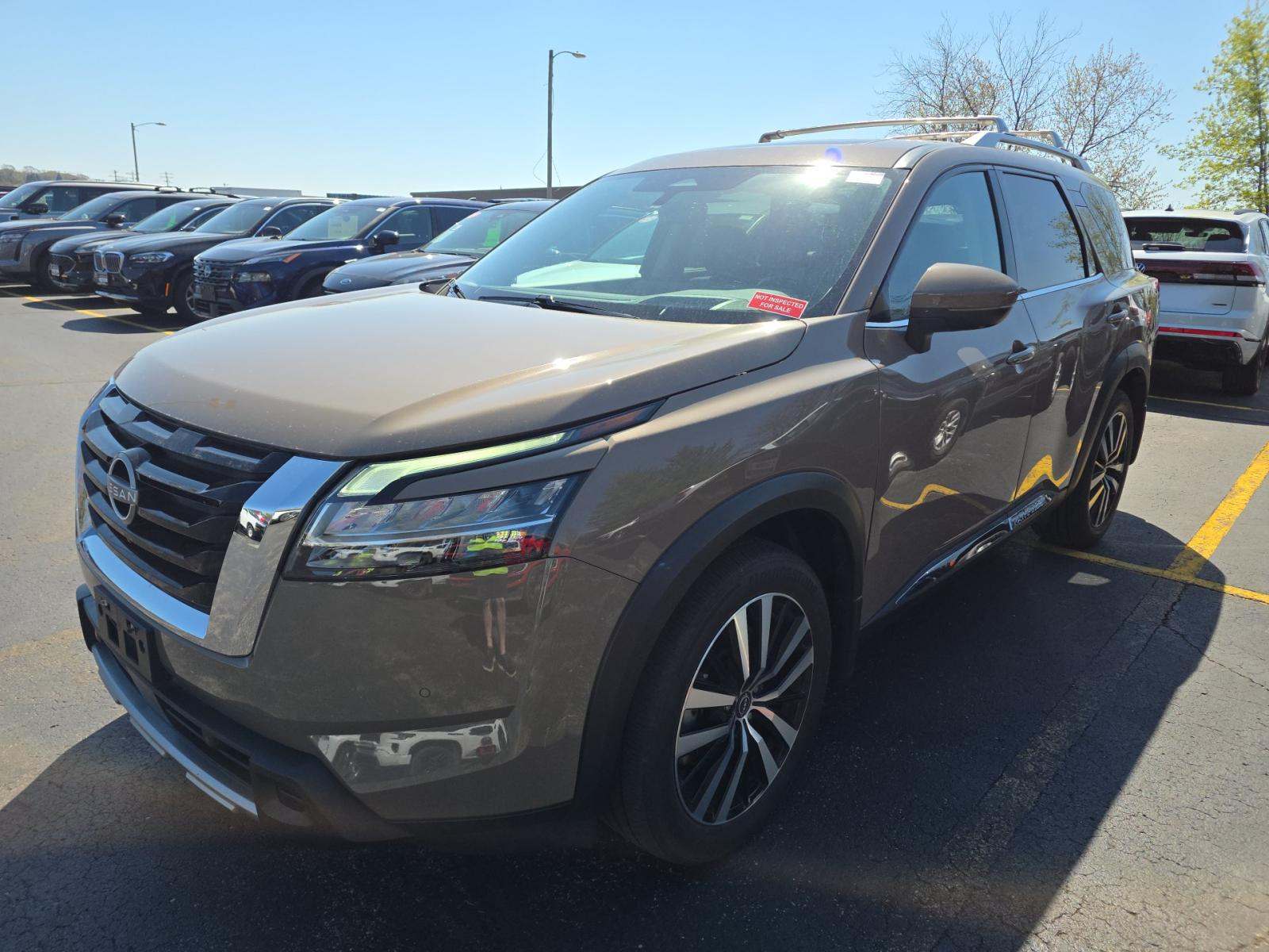 2023 Nissan Pathfinder Platinum AWD