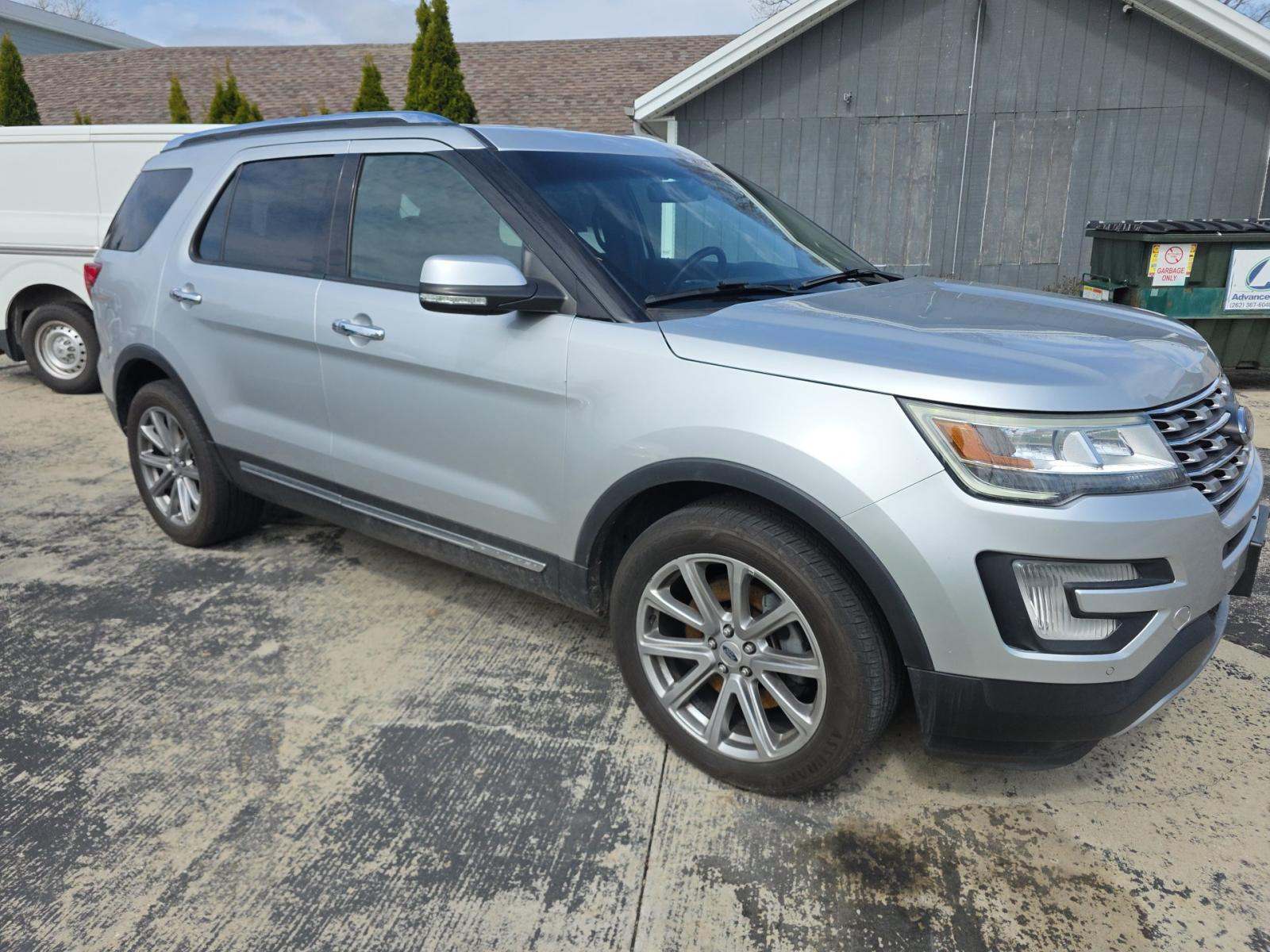 FORD EXPLORER - 4