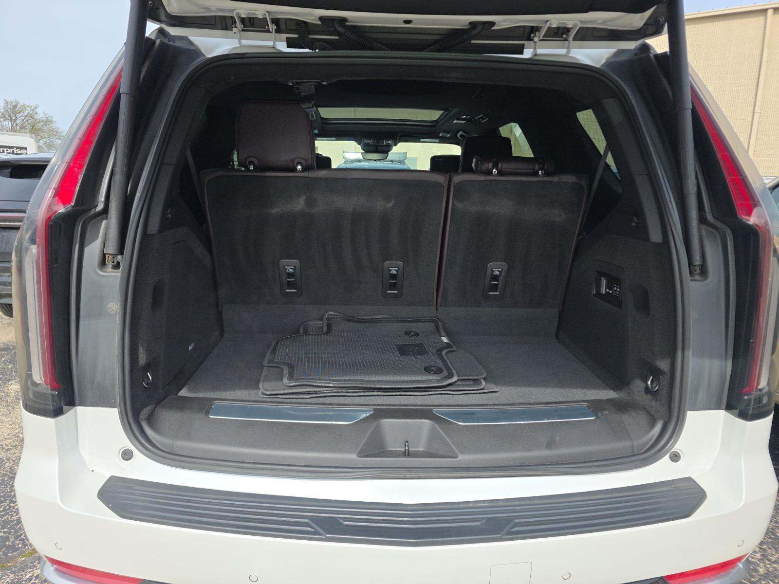 2023 Cadillac Escalade Premium Luxury Platinum AWD