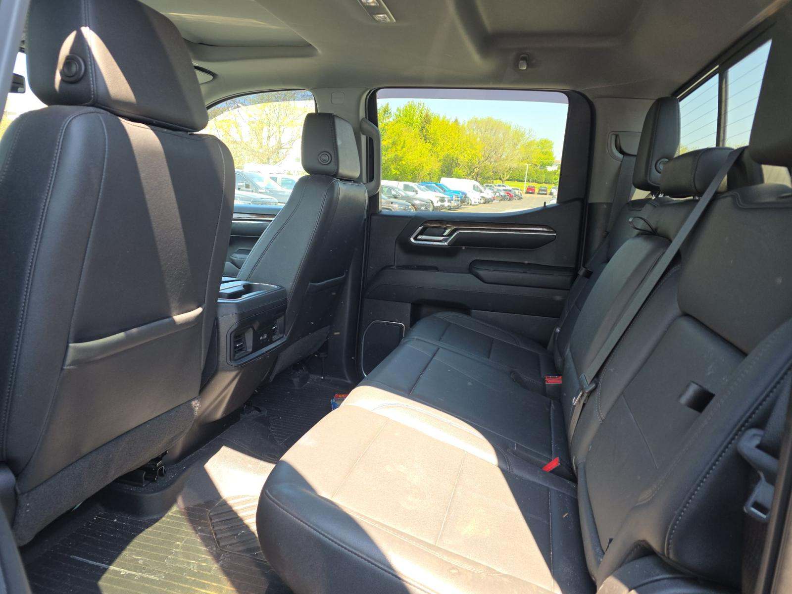 2023 Chevrolet Silverado 1500 RST AWD